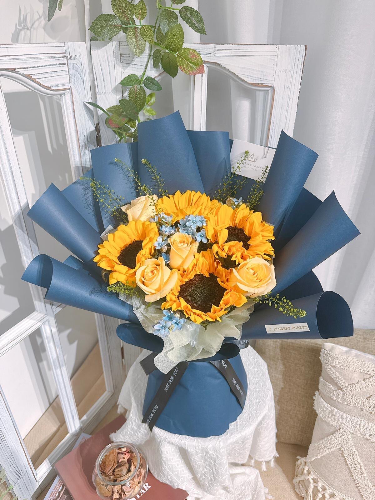 向日葵玫瑰鮮花束