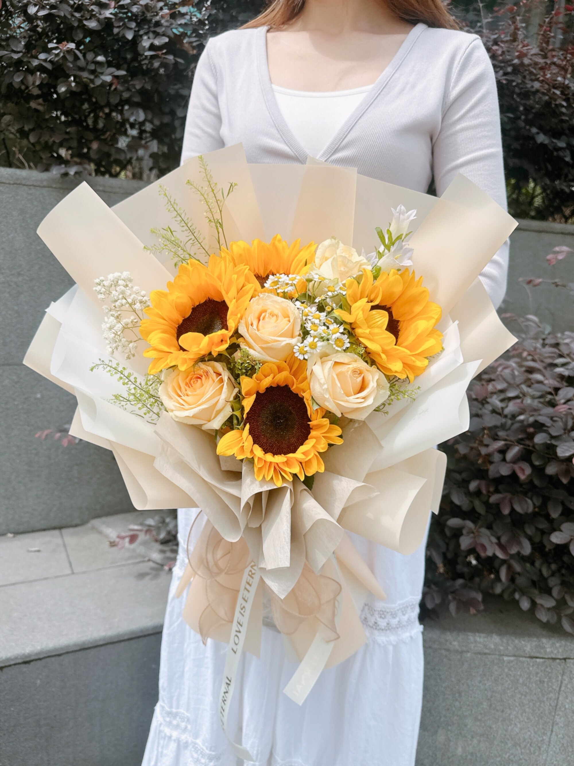 向日葵玫瑰鮮花束