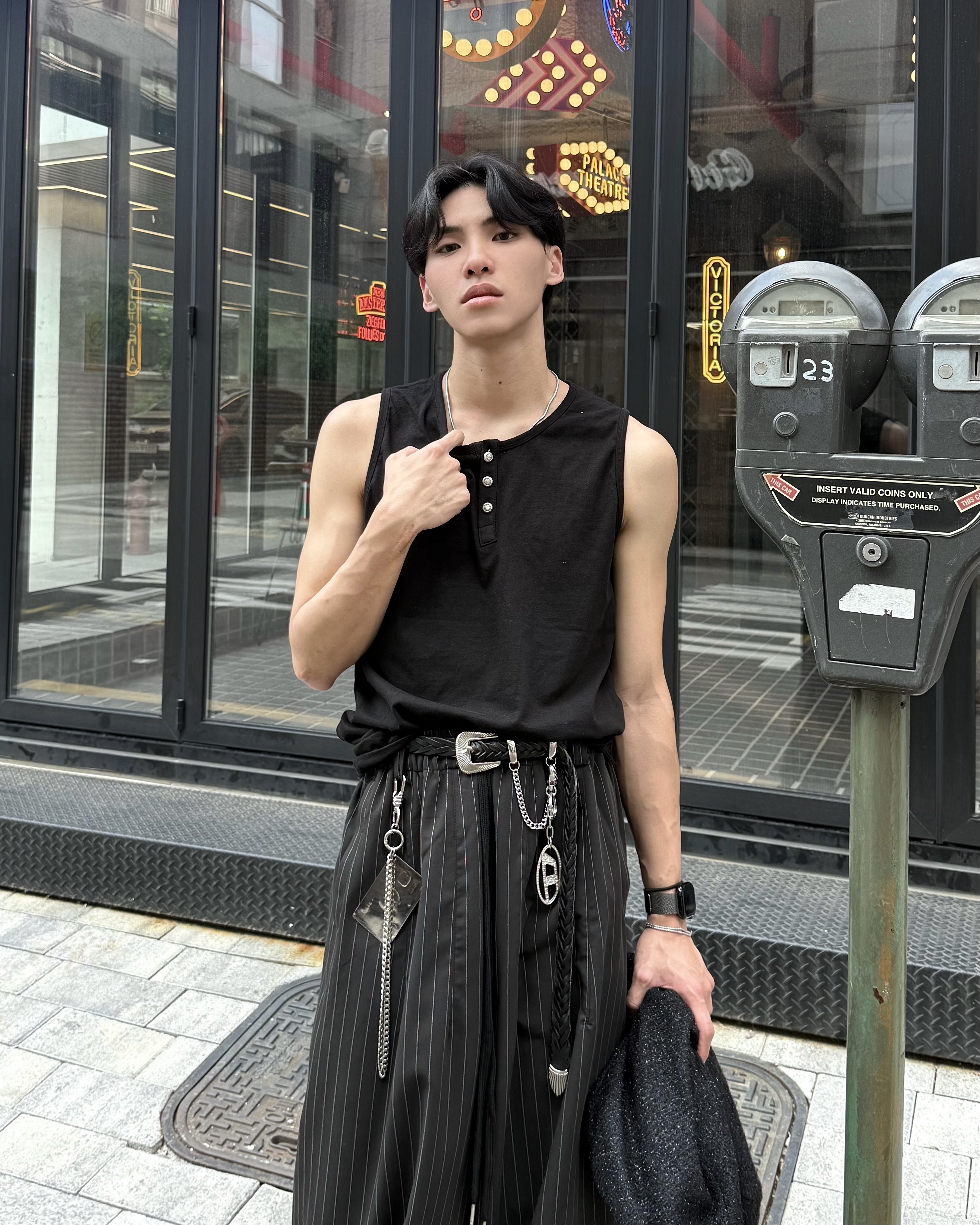 𝐇·𝐓·𝐒 韓國 開襟設計 復古做舊 削尖 鬆弛感 排扣 寬鬆 內搭 背心