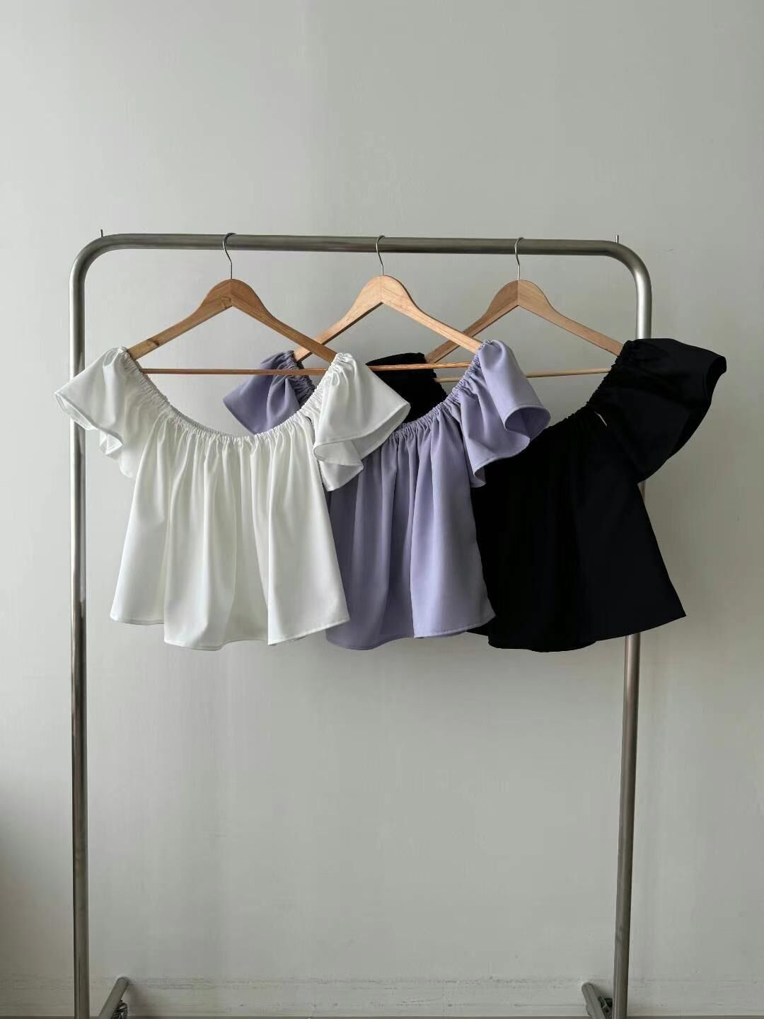 T45 兩著橡筋露肩上衣 - 黑色 *特價* (優惠碼同充值購物金不適用)