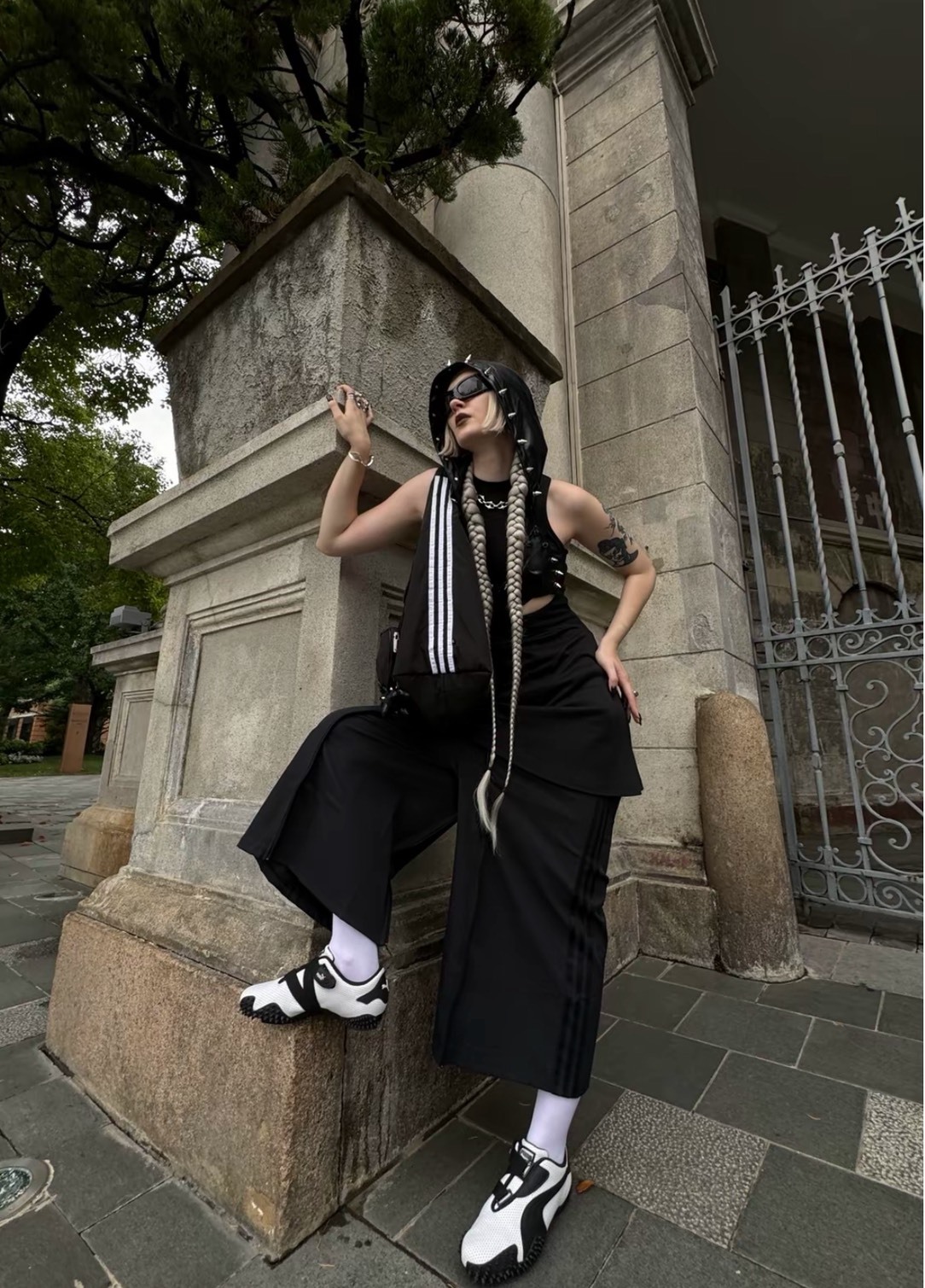 PUMA彪馬 MOSTRO PERF 白黑 潮流薄底休閒鞋 男女同款 百搭低幫運動鞋 Aug25