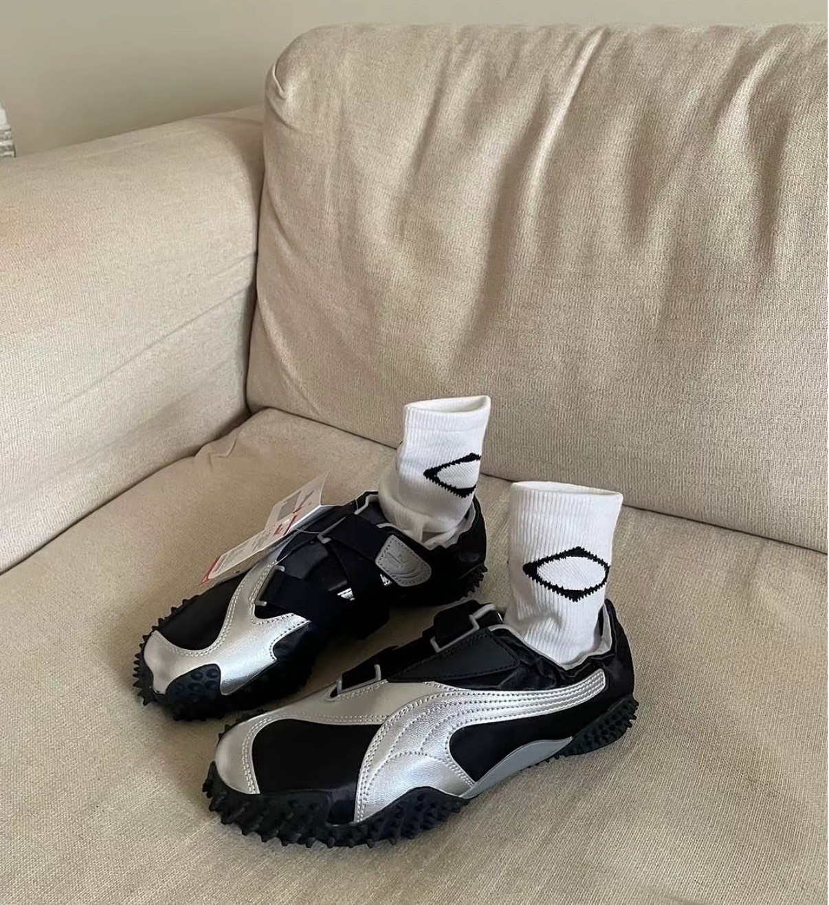 PUMA彪馬 Mostro Power & Grace 黑銀 牛皮跑步鞋 男女同款 潮流低幫運動鞋 Aug25