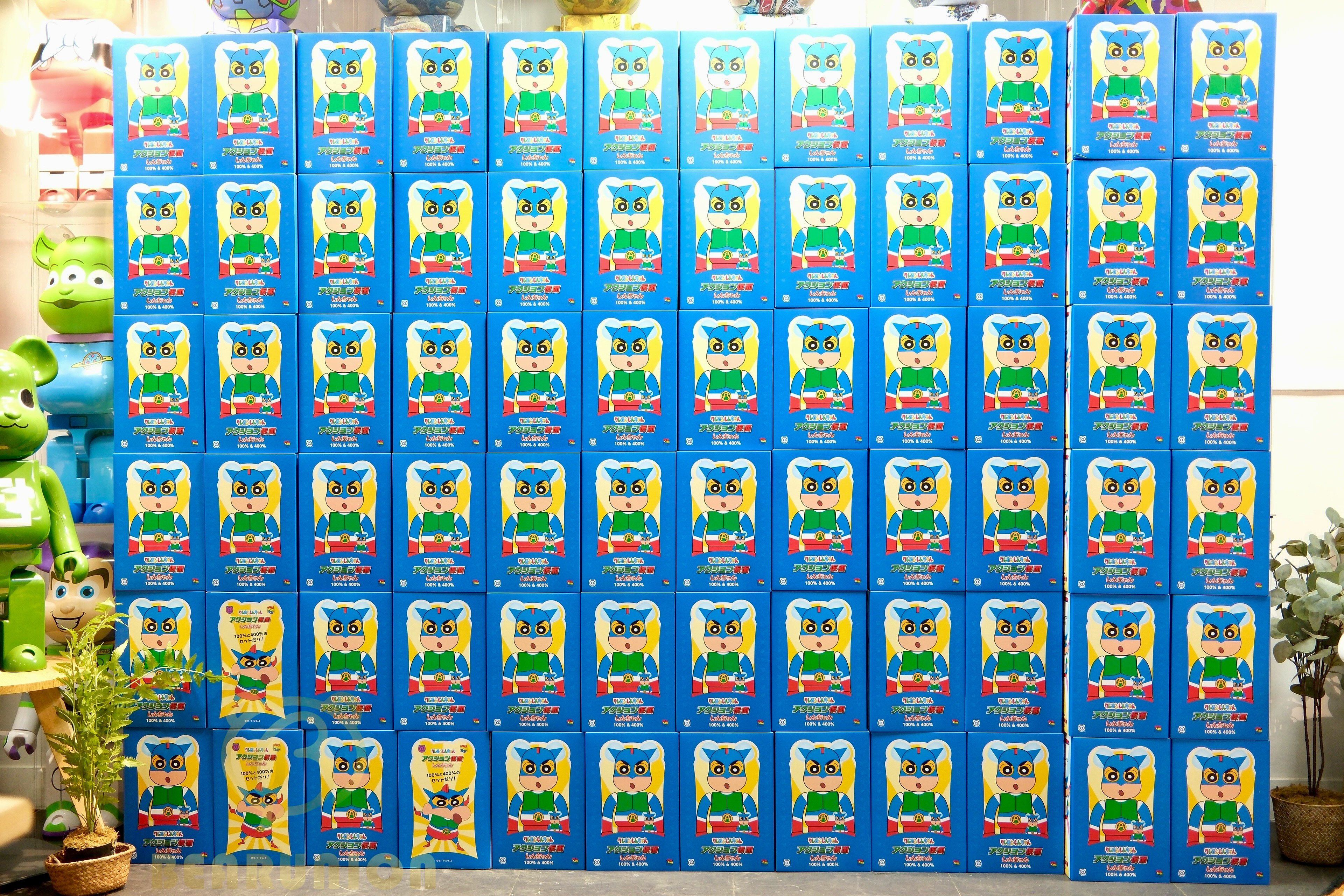 🥇現貨🥇Bearbrick 400% 100% 仮面 蠟筆小新 Crayon Shin