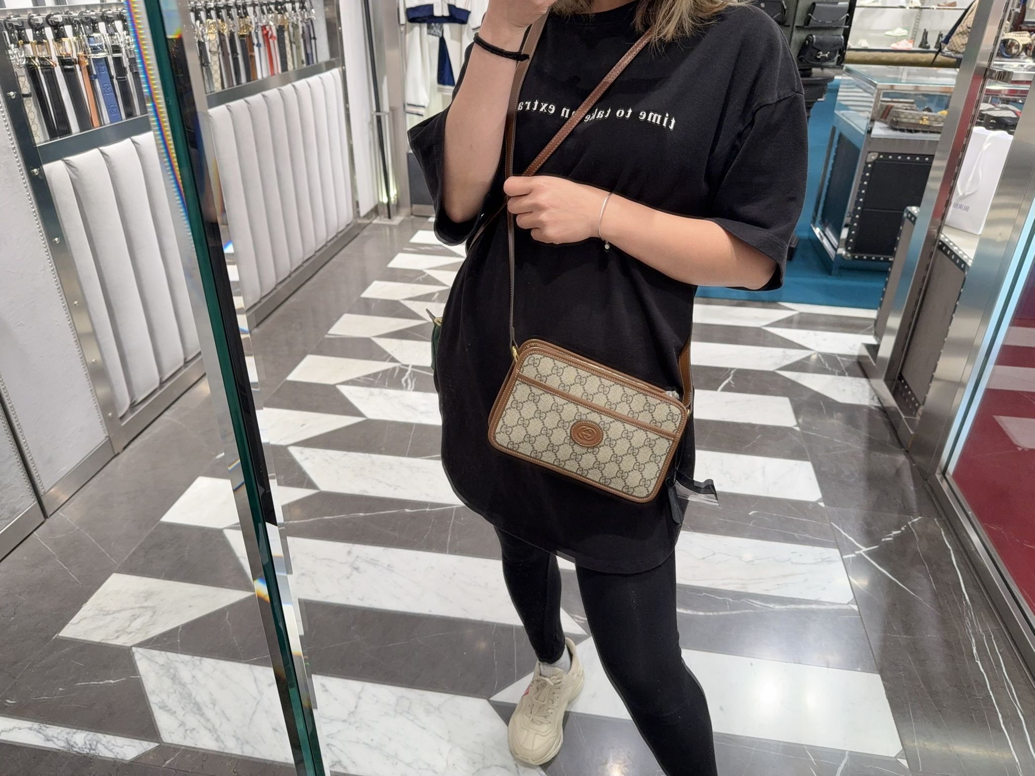 Gucci Bag GG supreme Mini Camera bag Brown 658572