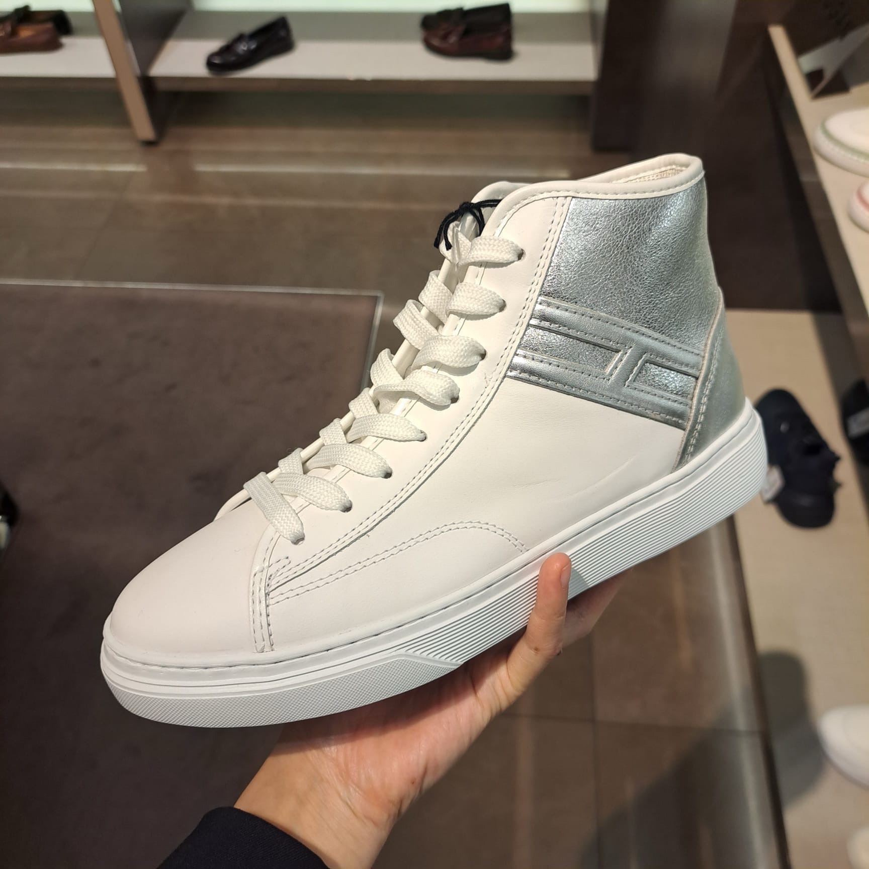 Hogan HXW366 ladies sneakers white silver