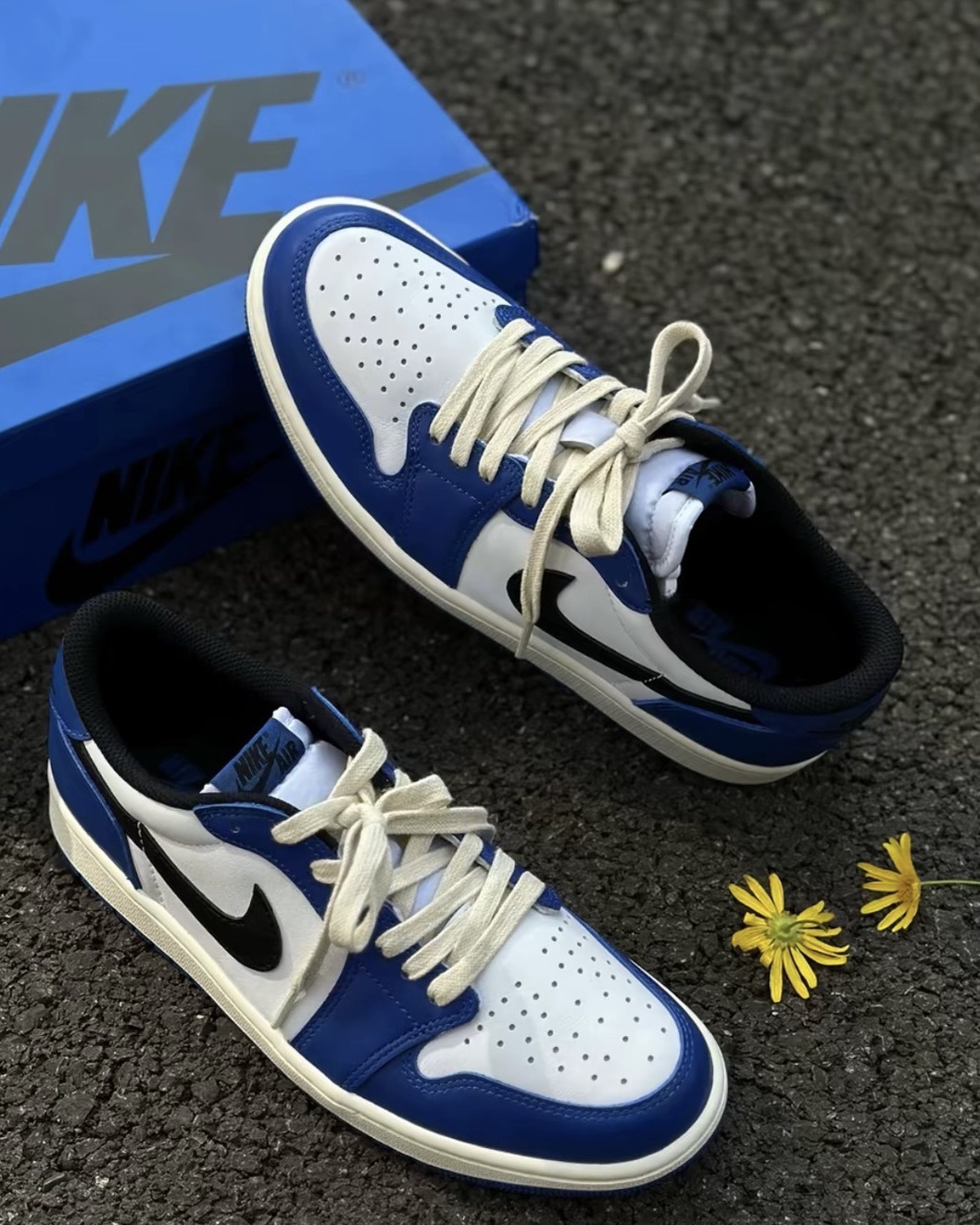 #代購 NIKE Air Jordan 1 Low Game Royal 閃電藍 CZ0790-140