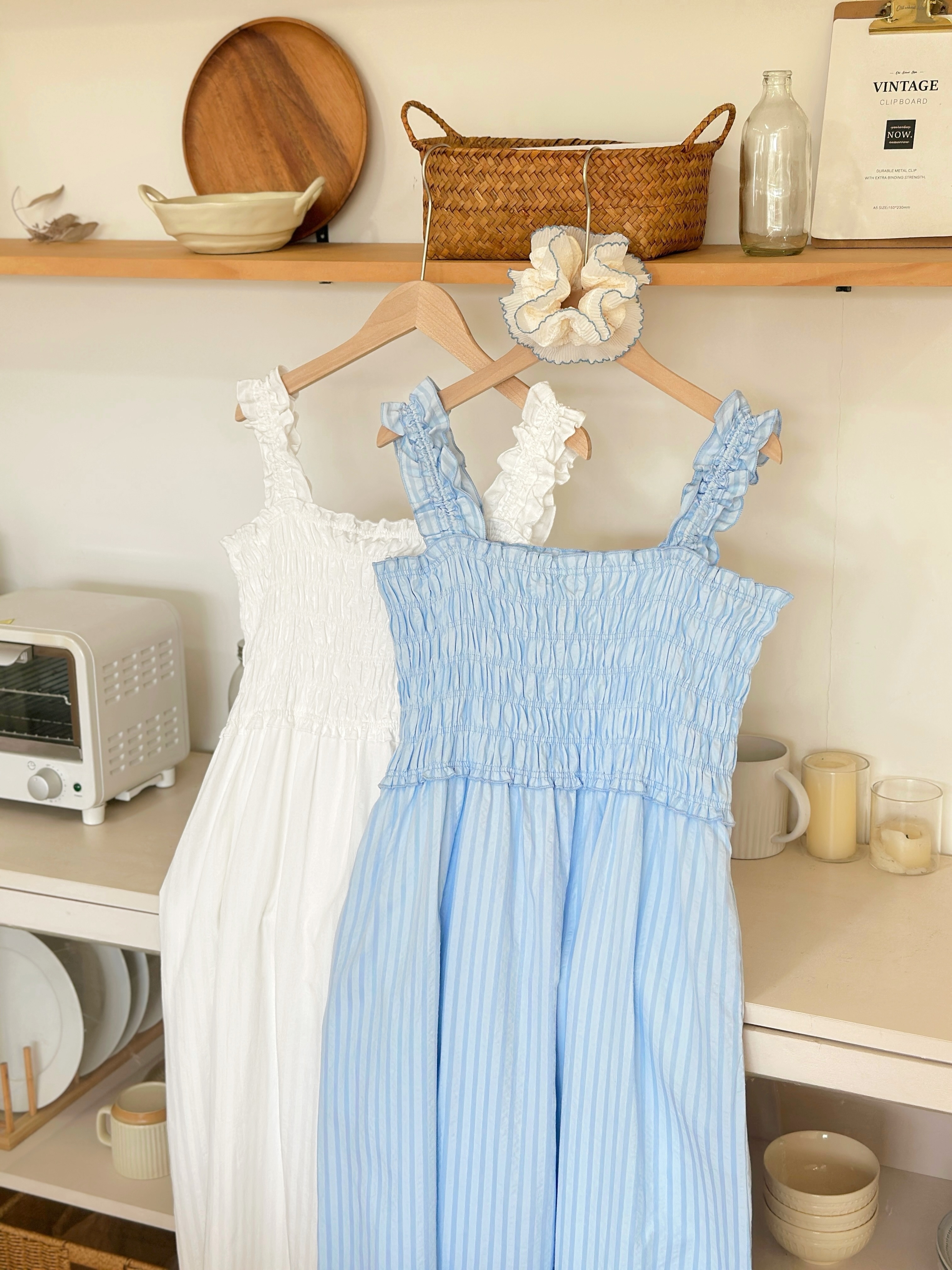 兩色 / 木耳肩帶度假感連身裙 / Smocked Ruffle Strap Vacation Sundress