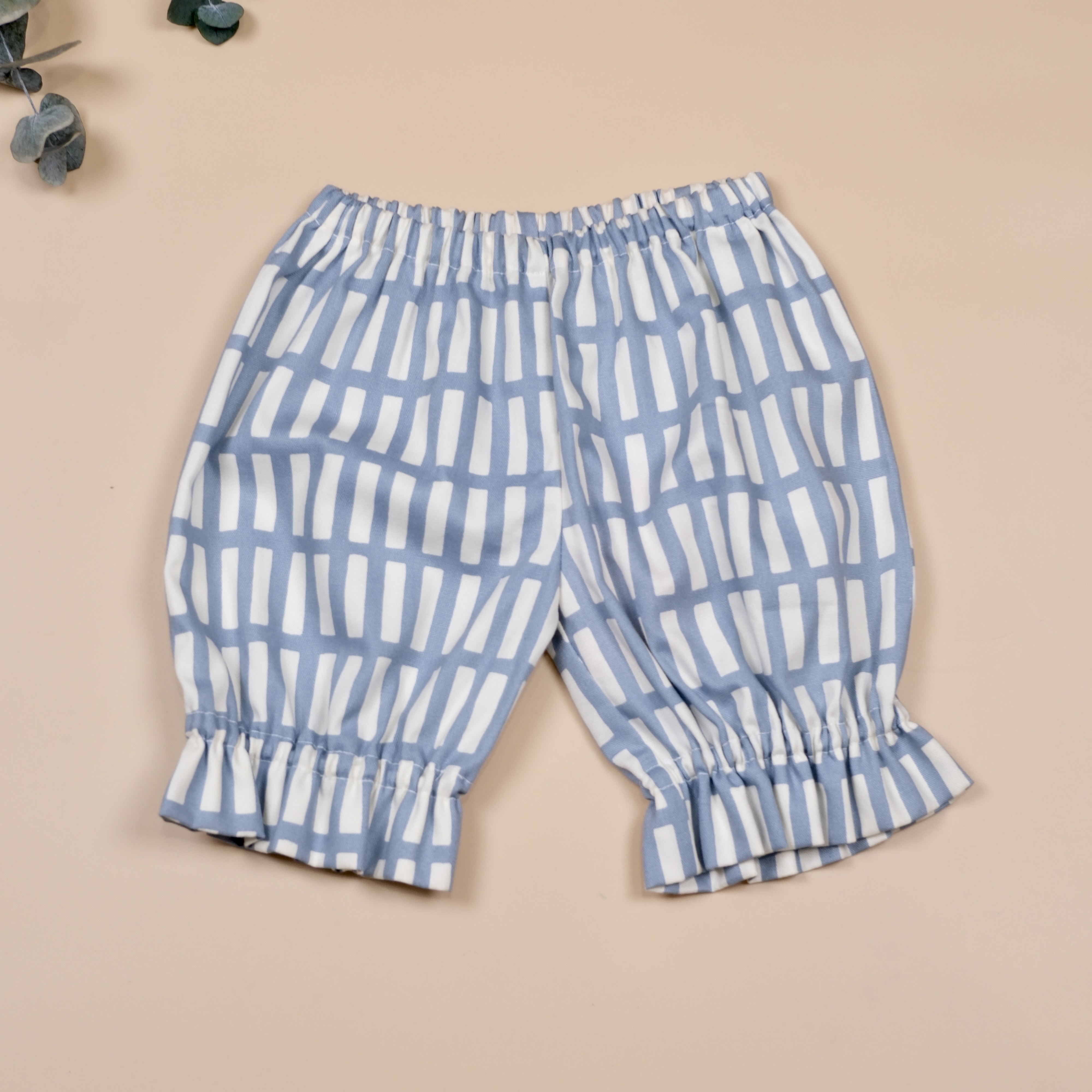 小步日常系列 ❖ 長格莫蘭迪藍 ❖ 手作及膝短褲