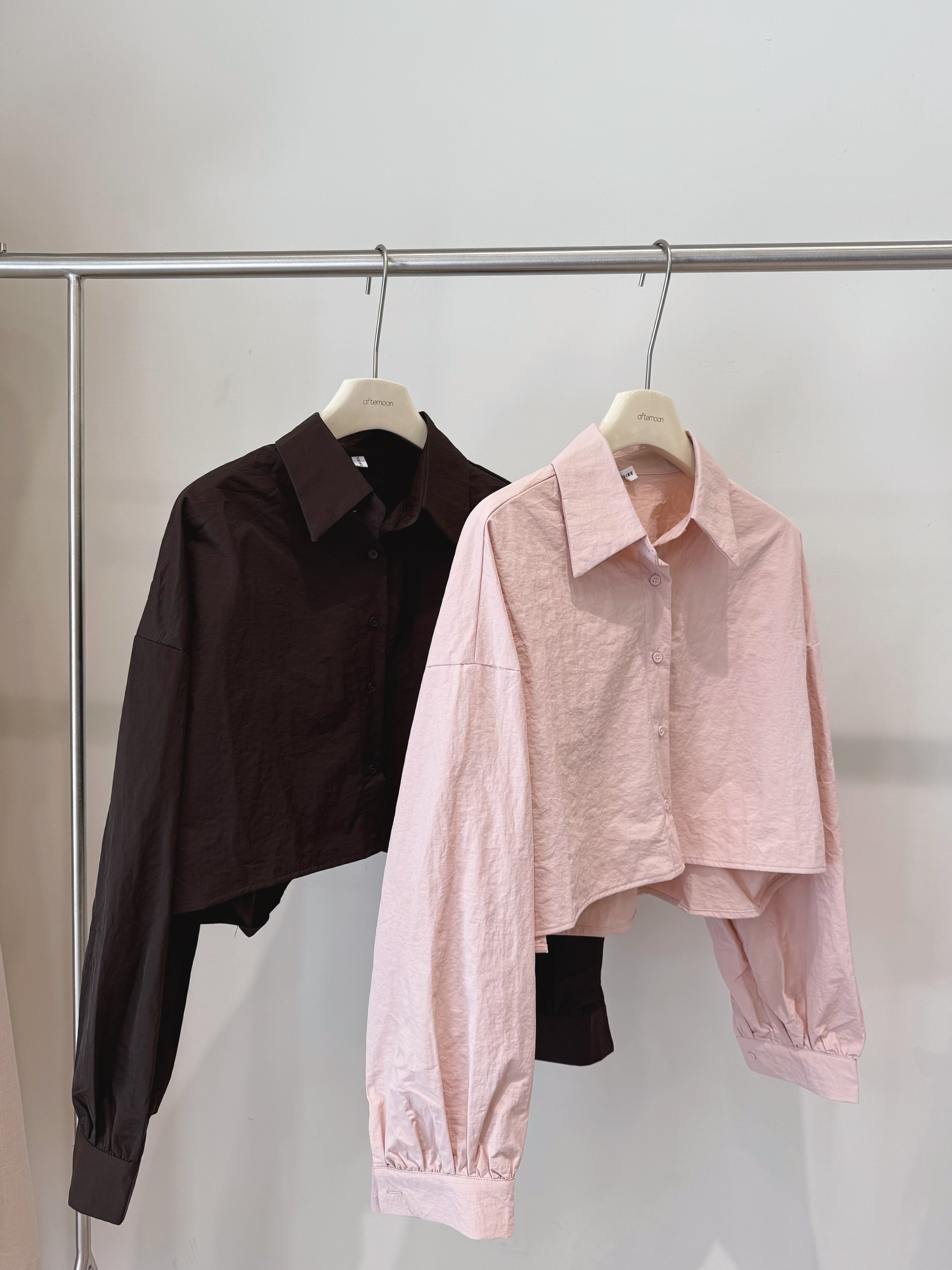 256 滑布料短版襯衫