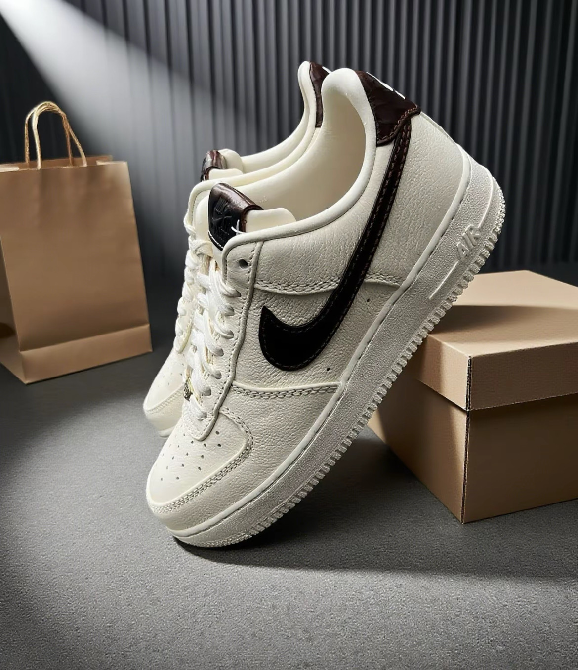 男鞋 NIKE AIR FORCE 1 '07 'Soft Pearl' 米白深棕 皮革 荔枝壓紋 緩震 經典 休閒鞋【IH7332-001】AF1