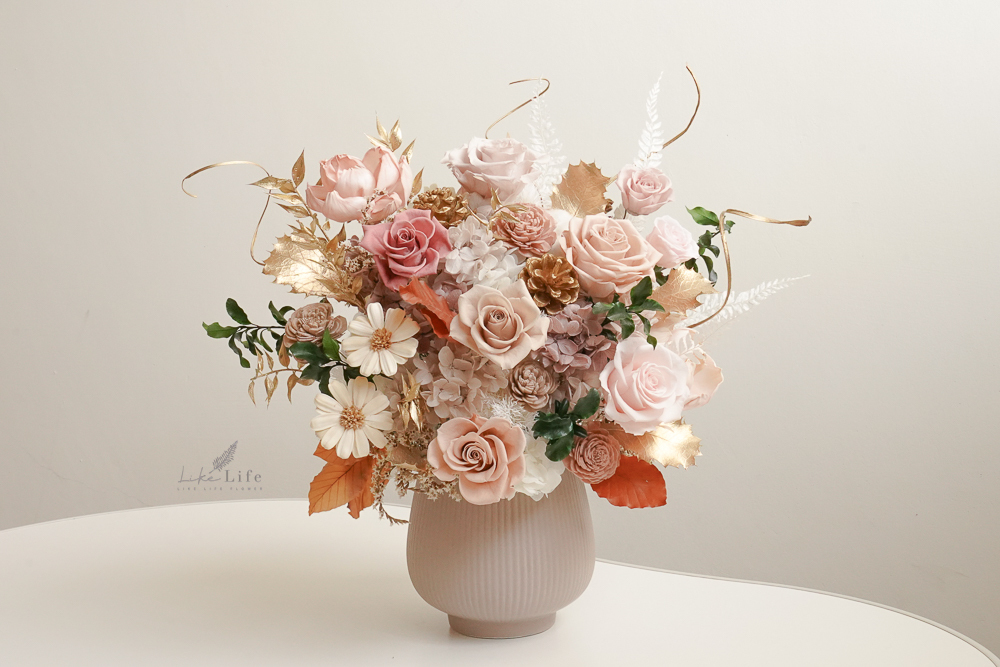 蒙娜麗莎的微笑,奶茶色永生花開幕盆栽,台北帶客送花推薦,奶茶色