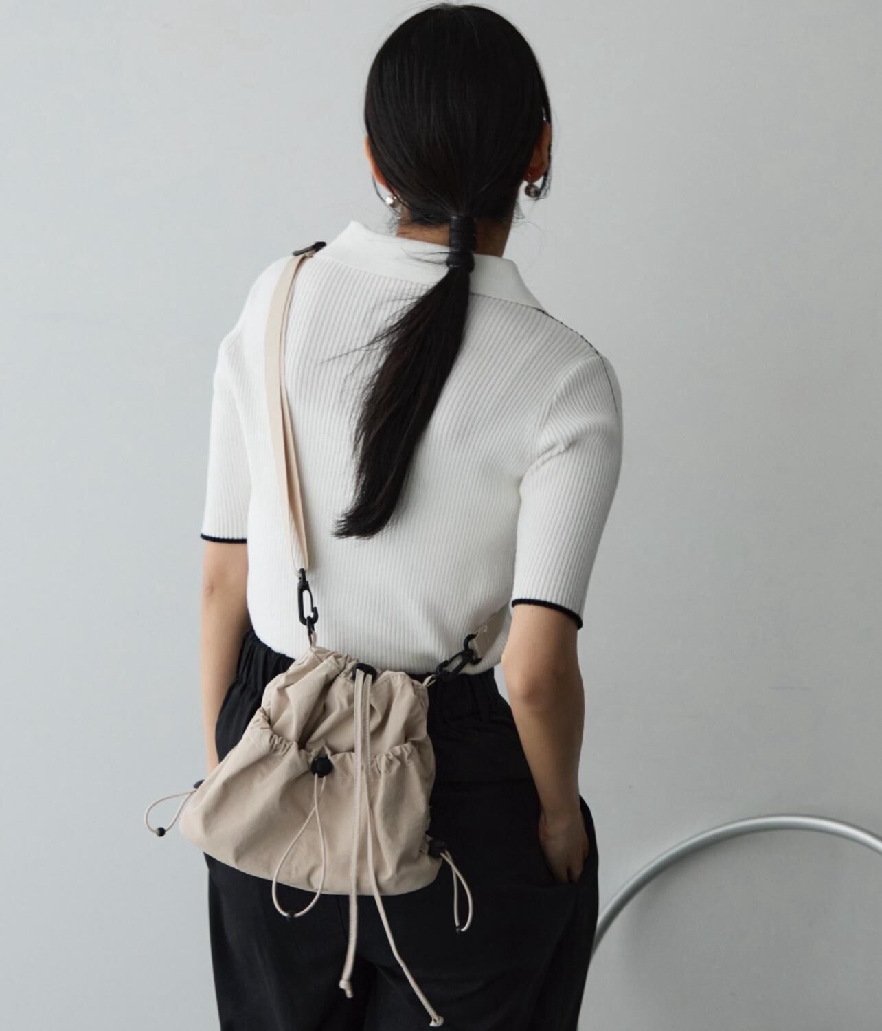 【預購】JN080703 DFFUR. 尼龍抽繩兩用單肩包