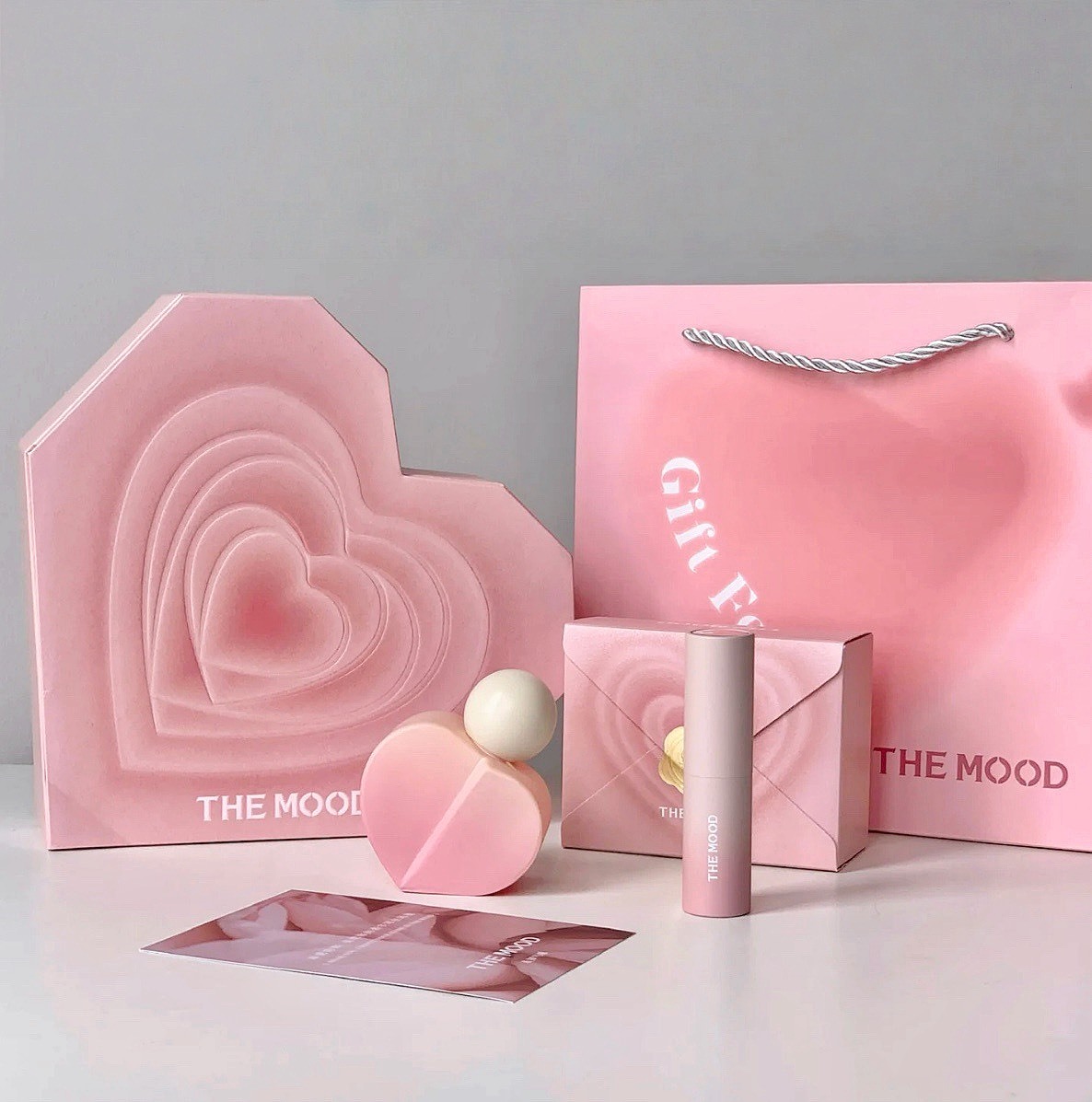 浮雕 愛心 香水禮盒