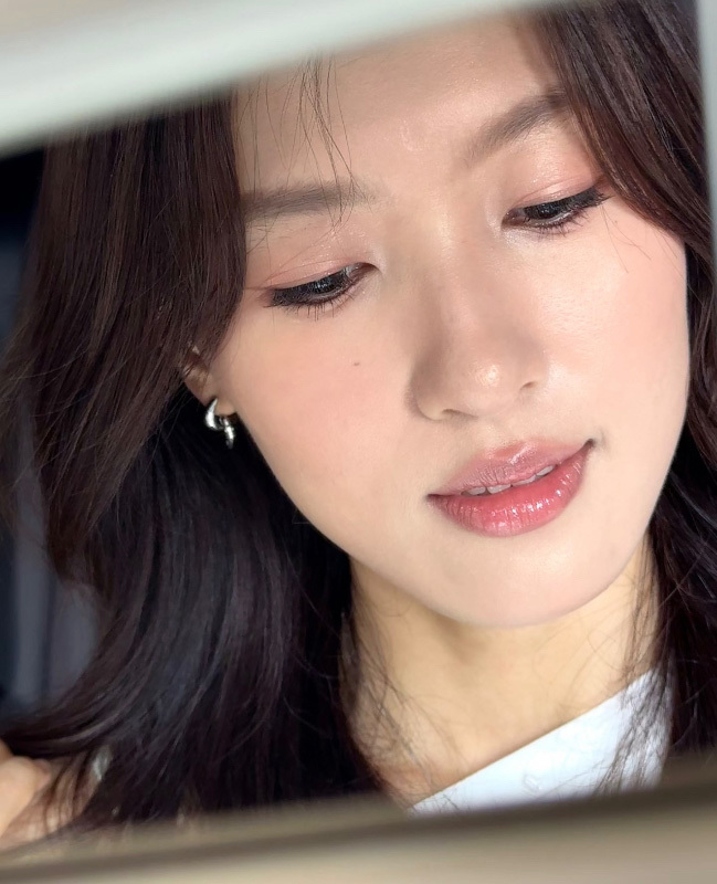 NARS 裸光幻彩蜜粉餅10g  #極晝粉