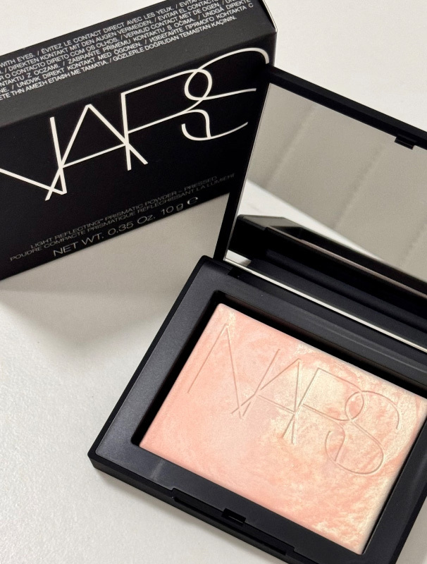 NARS 裸光幻彩蜜粉餅10g  #極晝粉