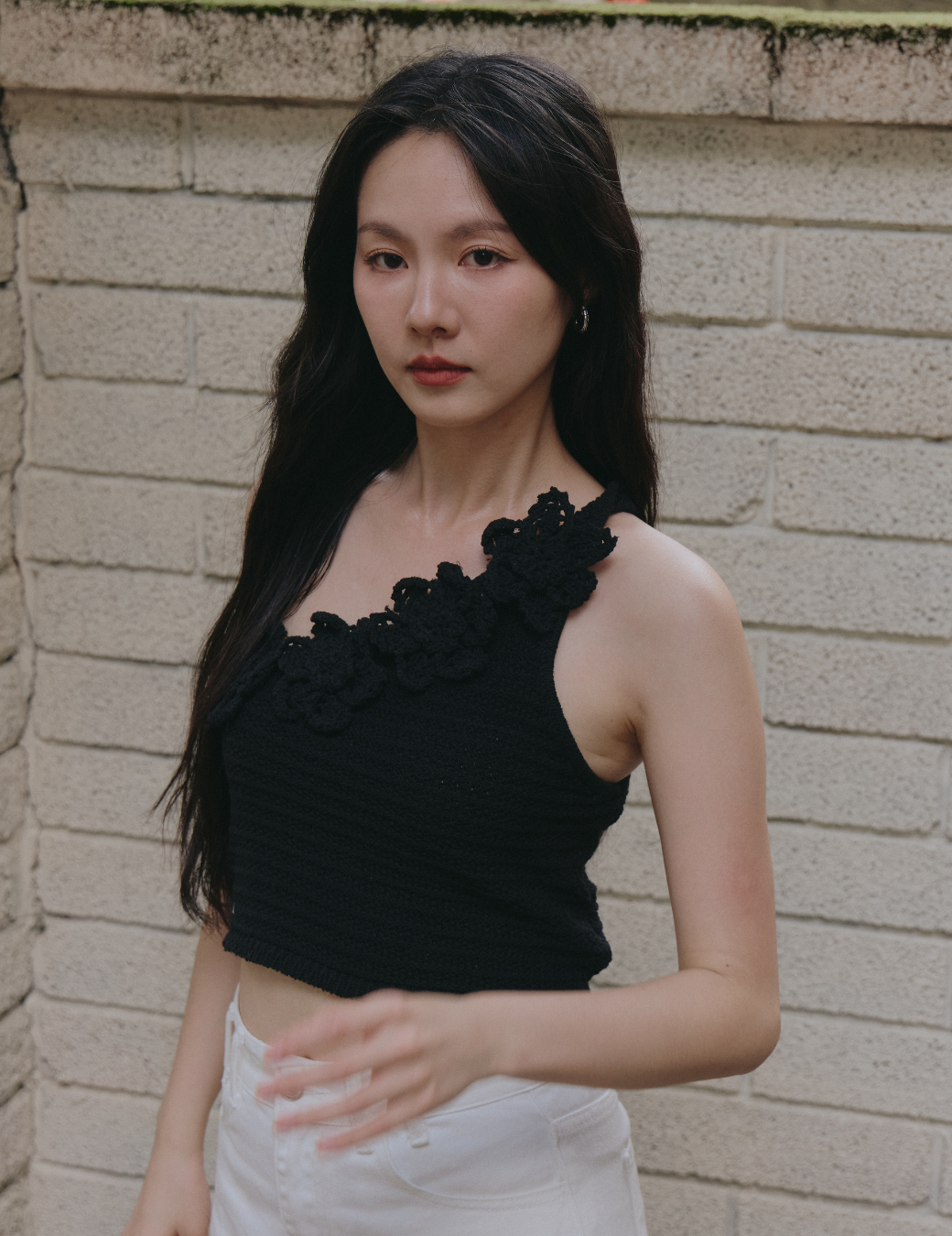 小花造型單肩編織上衣（2尺寸）