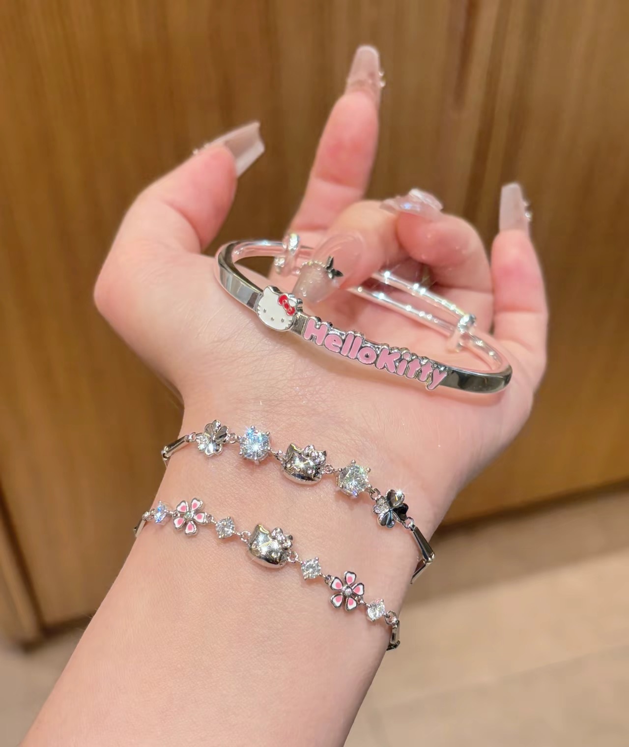 KTQ STORE ‧  Sanrio 三麗鷗 凯蒂猫 Hellokitty 幸運四葉草 手鍊 項鍊