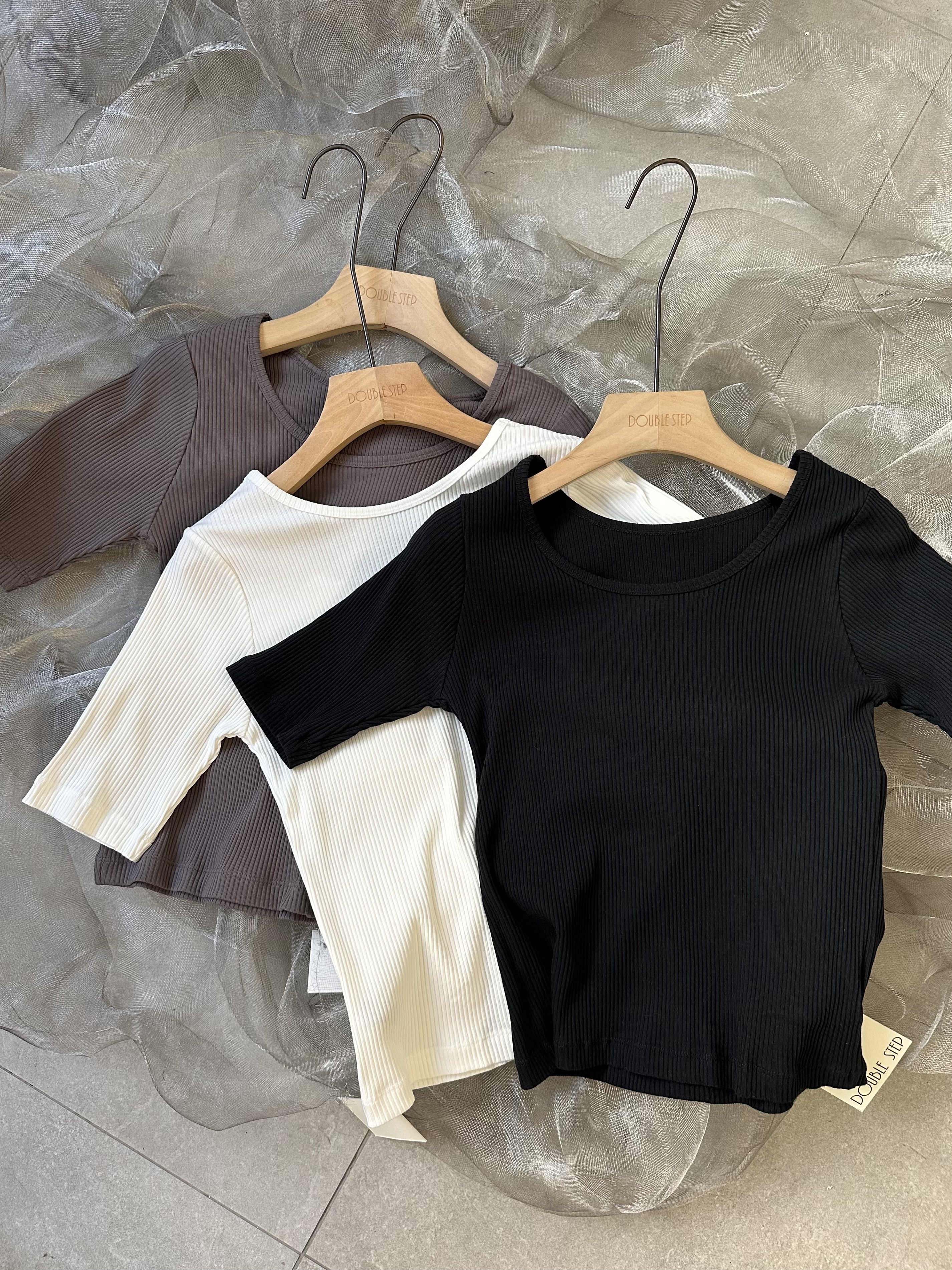 2ways U領4分袖坑紋大彈性TEE - BL52787