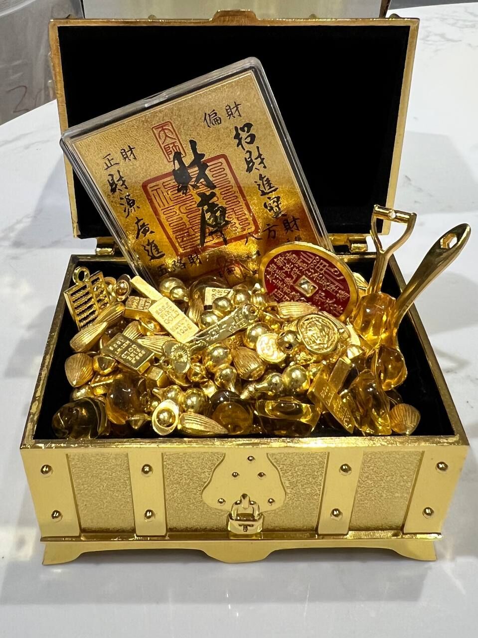 [S] GEMZ & CO BFG XL TREASURE CHEST DISPLAY, X109 (X109)