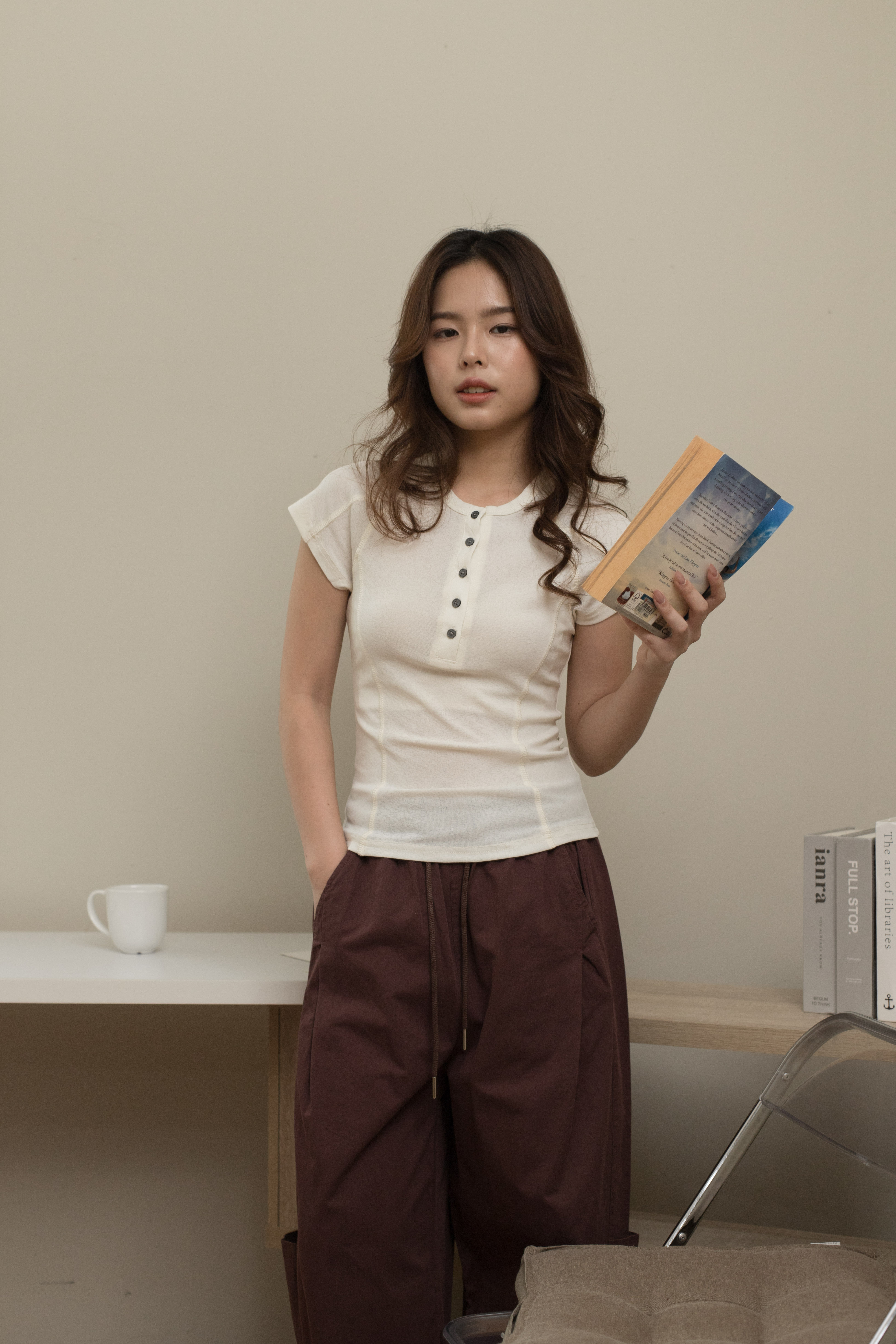 Riena Seamline Tee Beige -2438BSBEI