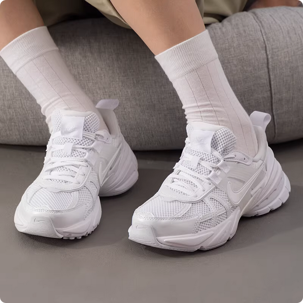 【預訂】NIKE V2K RUN "老爹鞋" 全白-WOMEN