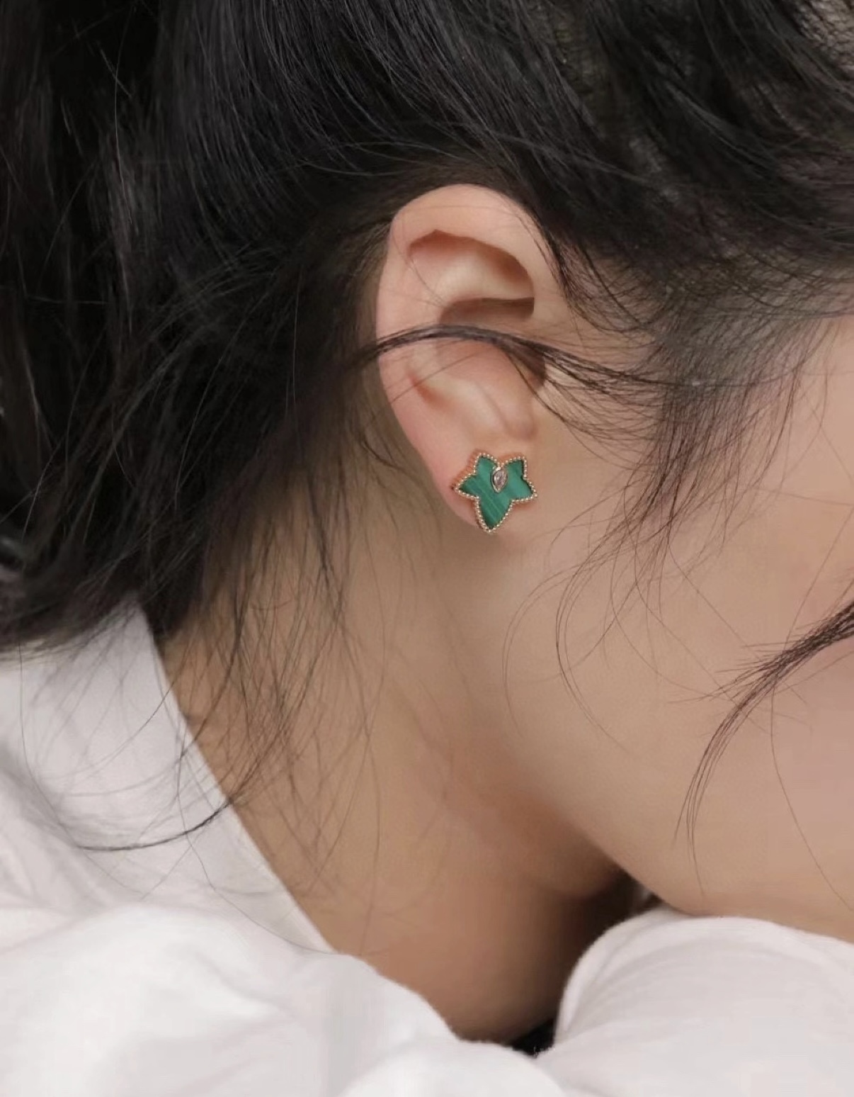 Lola Rose 耳環 (常春藤/ 紅玉髓/ 白母貝)