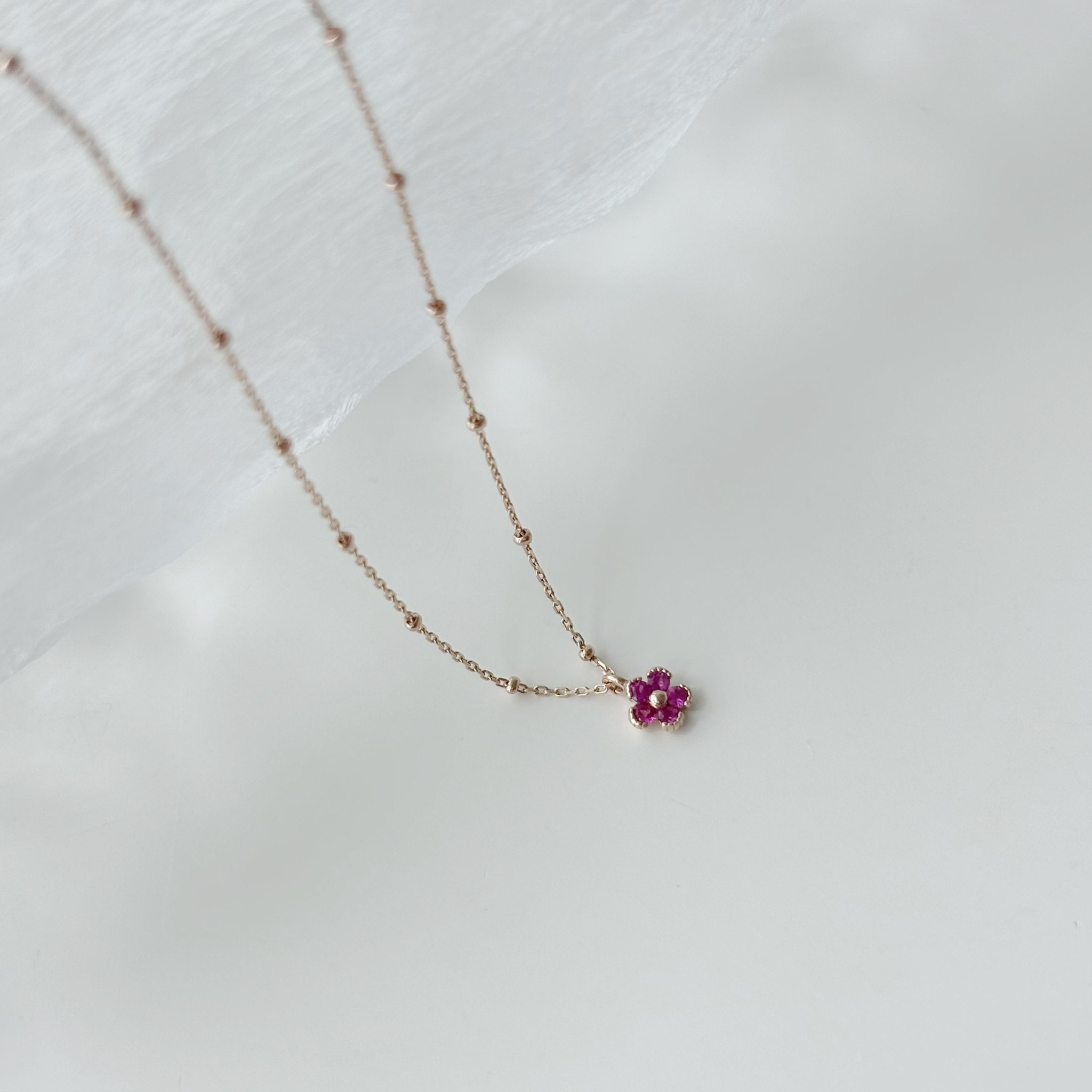 14K小花花紅寶石細珠項鍊