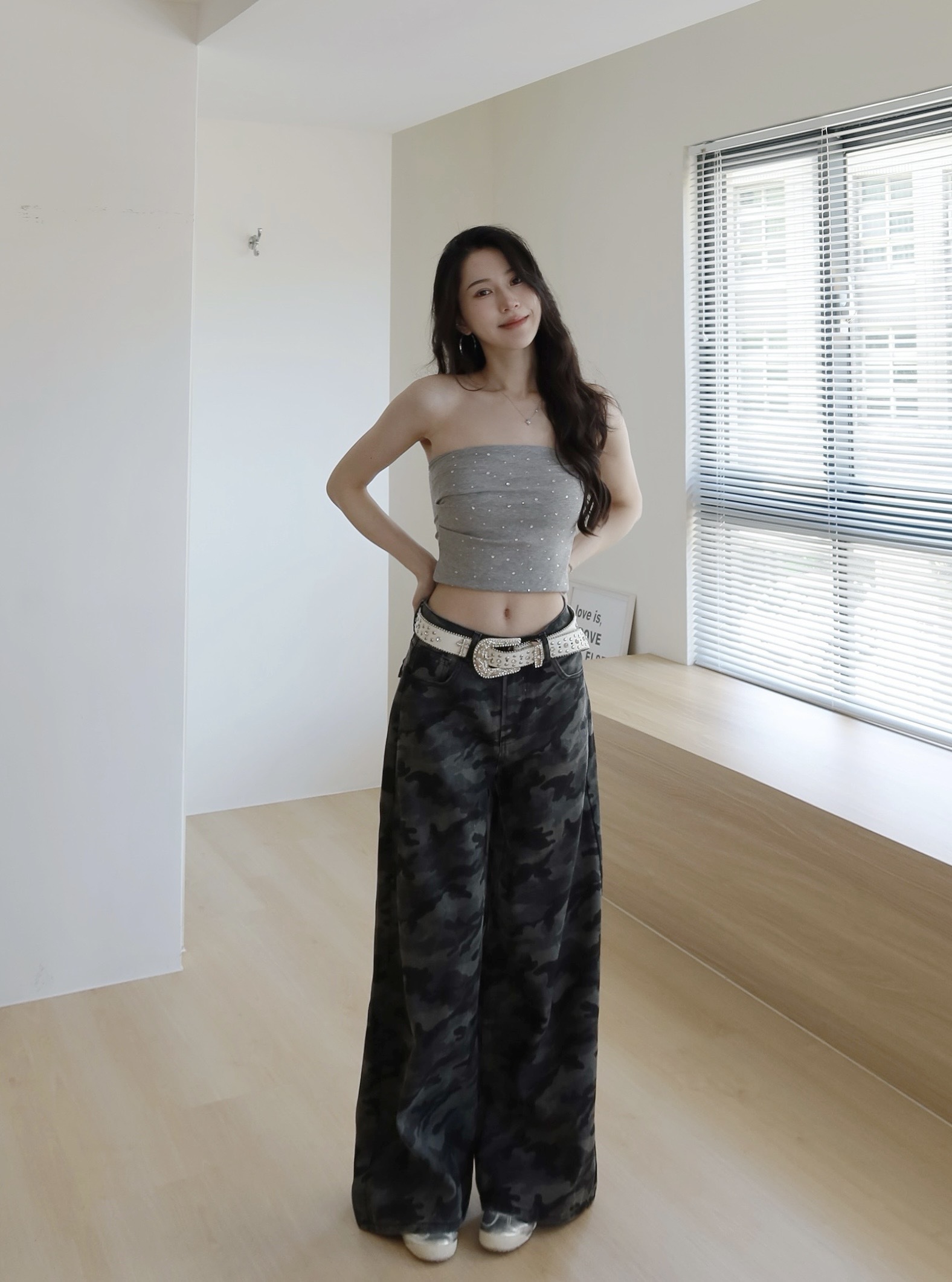 迷彩中低腰牛仔寬褲