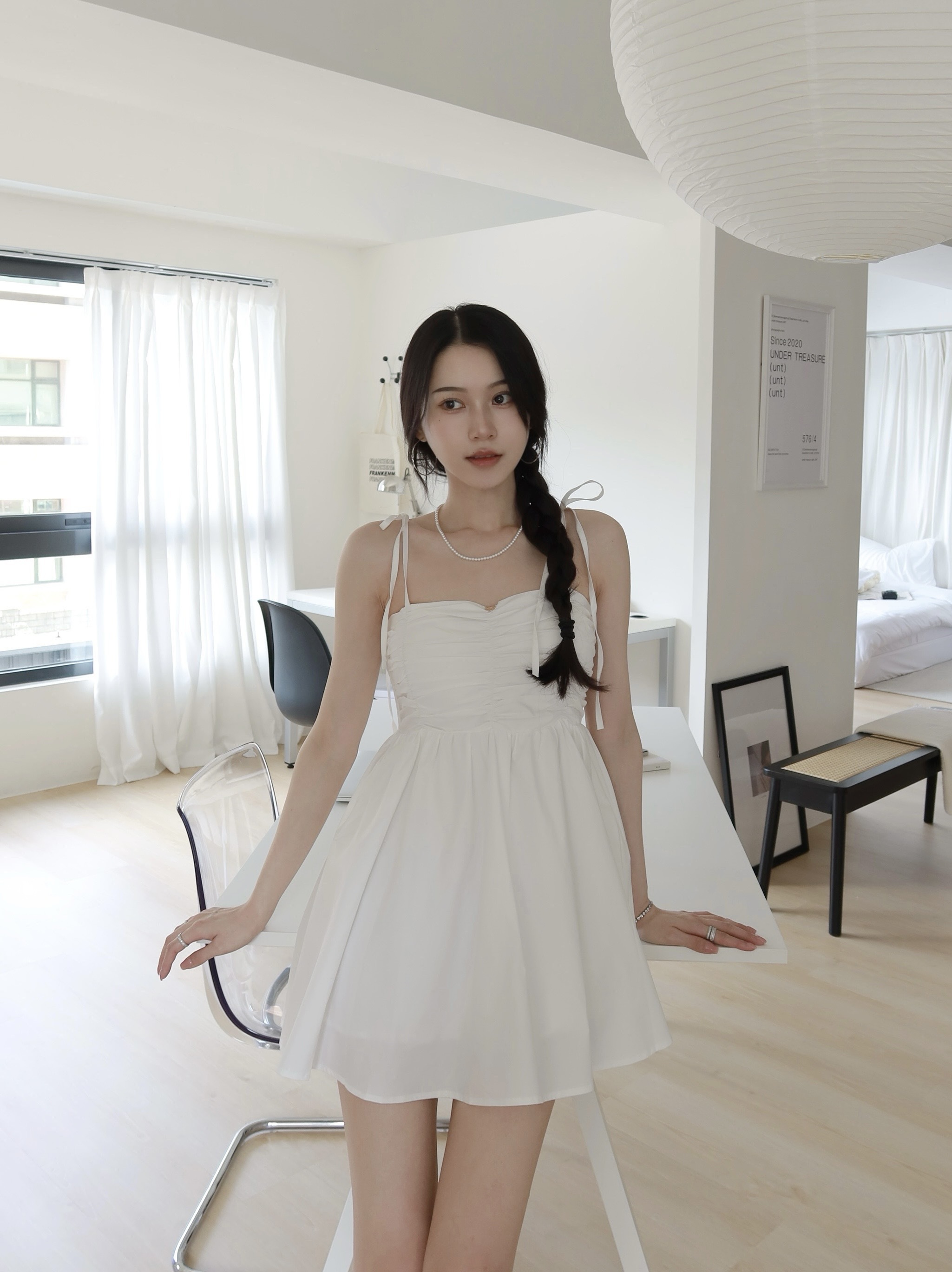 純慾抓皺鐵牌洋裝