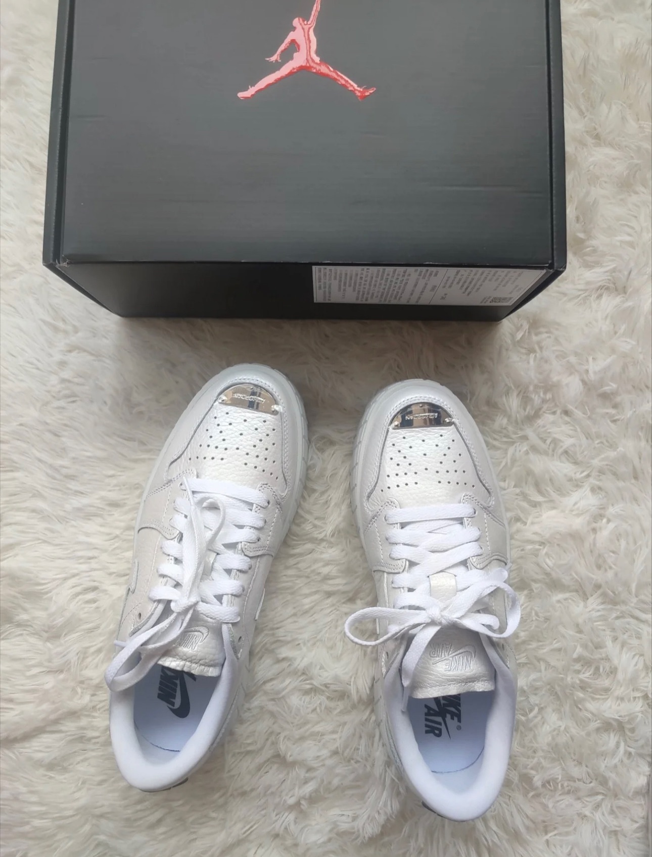 Nike Air Jordan 1 Brooklyn Low Sliver White銀白珍珠白限定 HF3184-100