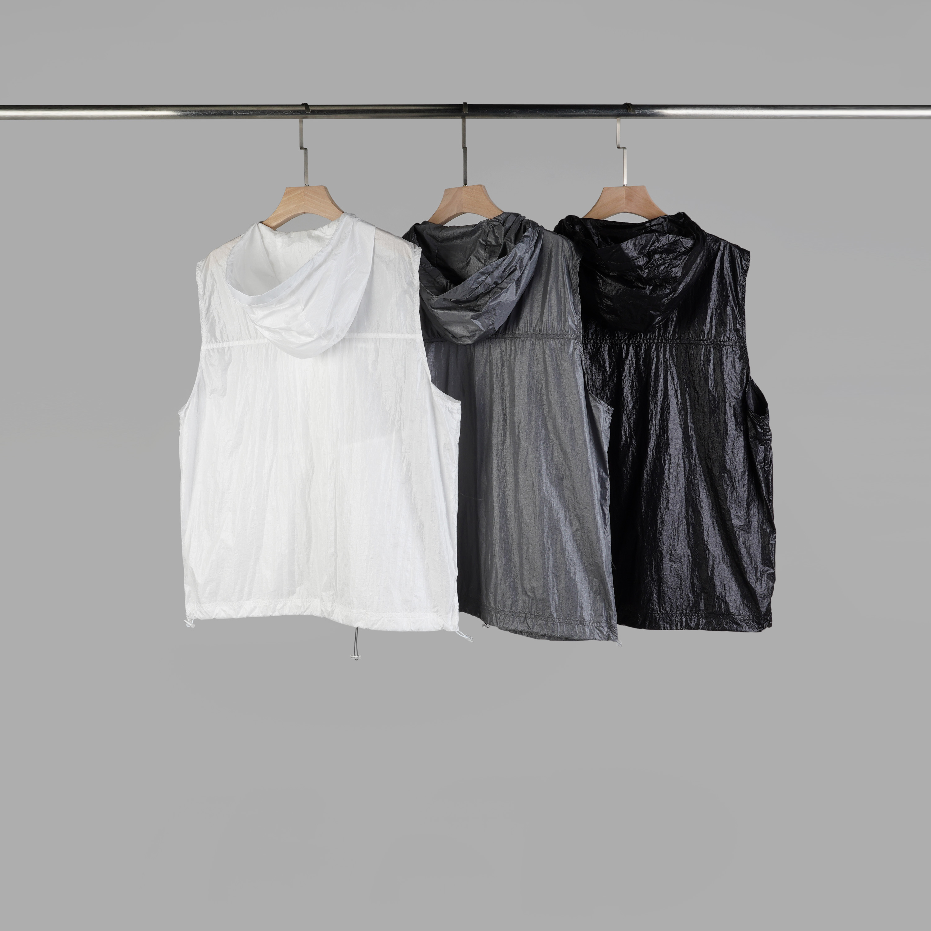 拼接抽繩連帽工裝背心 | 3色