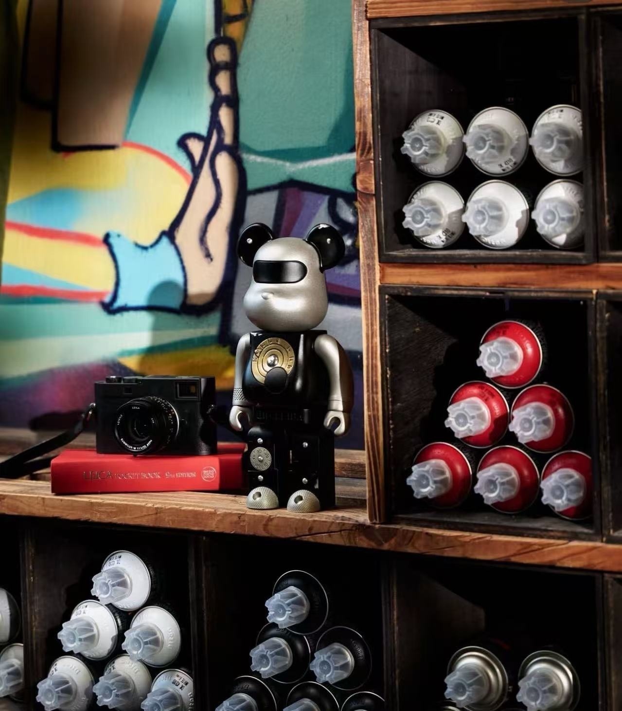 🎏預訂🎏Bearbrick 400% ROYAL SELANGORLEICA