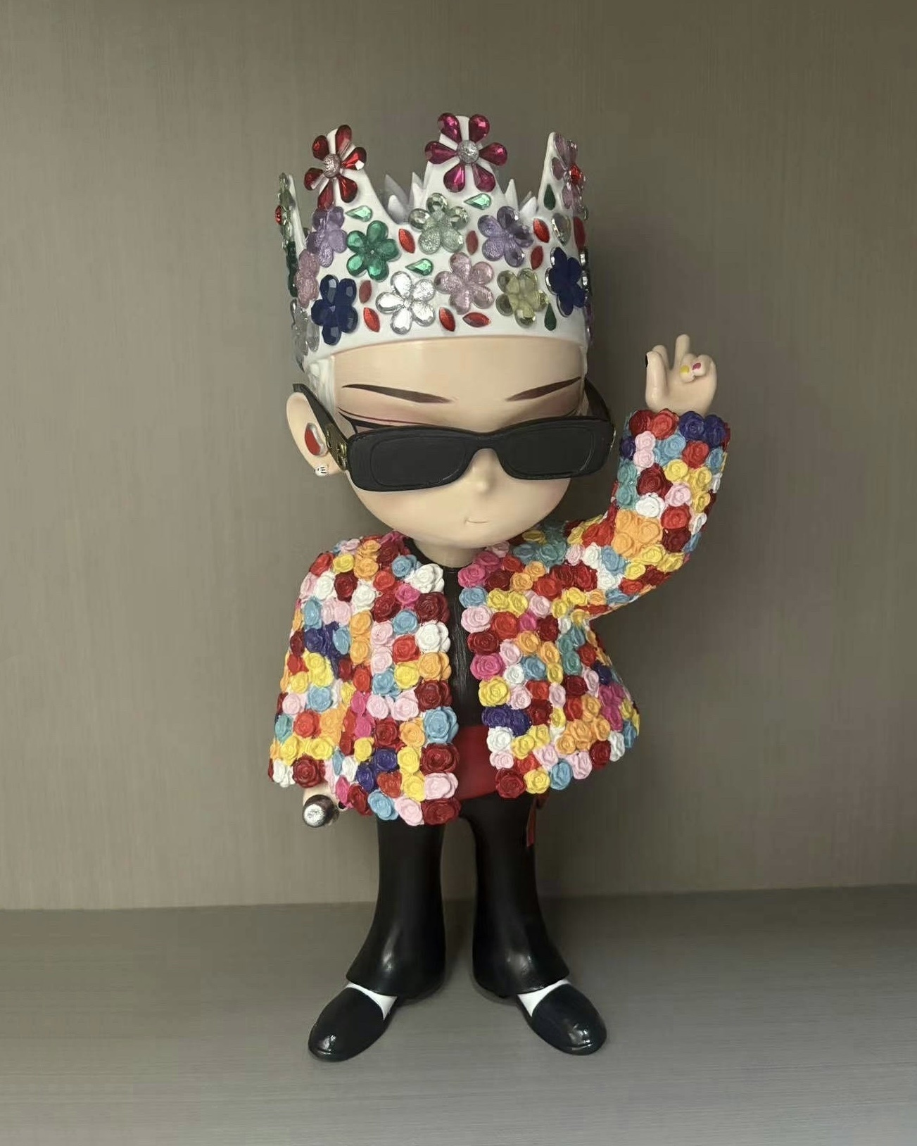 GD 台灣演唱會 彩虹玫瑰 潮玩 公仔 限量款