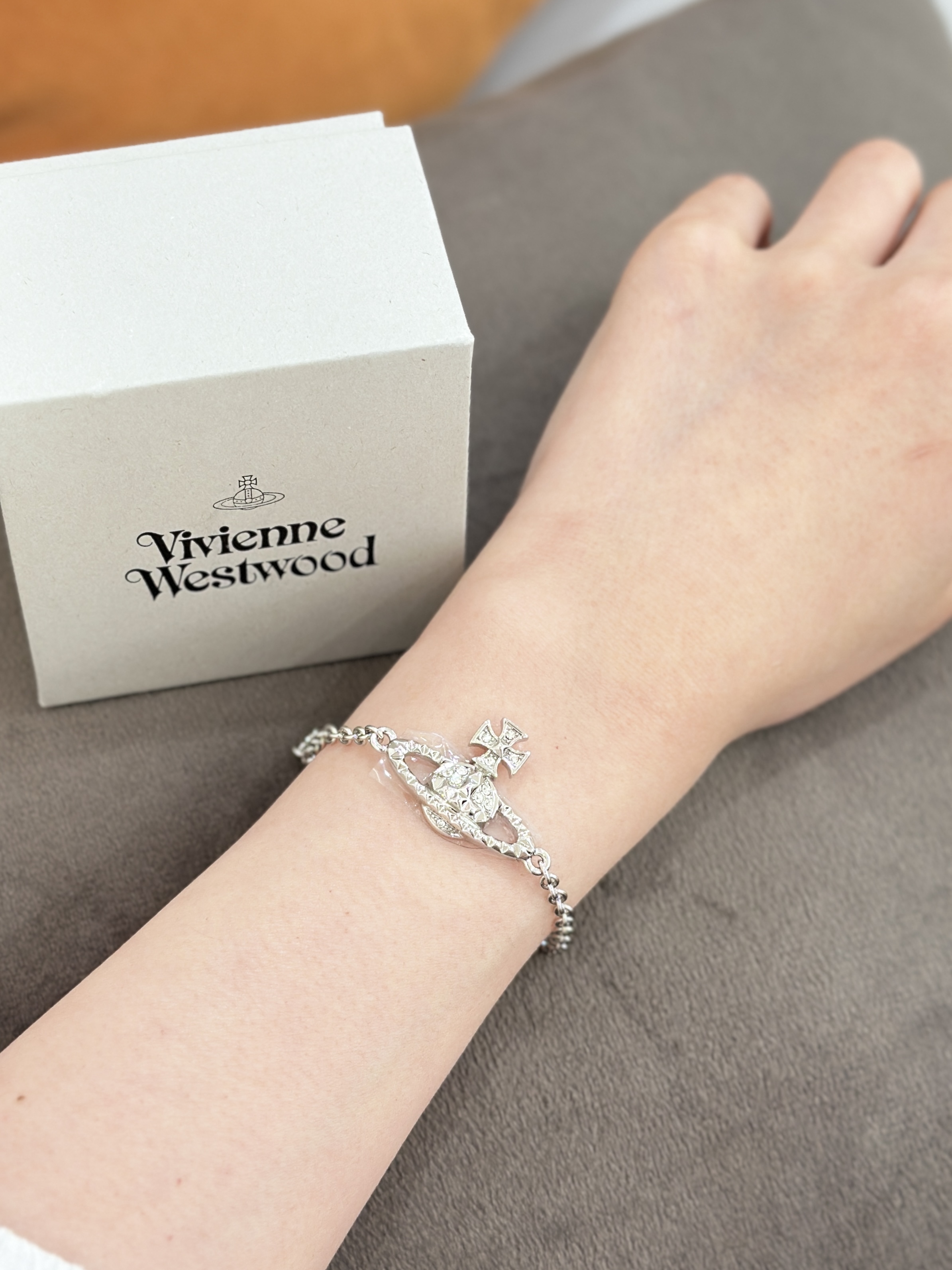 VIVIENNE WESTWOOD Mayfair Bas Relief Bracelet