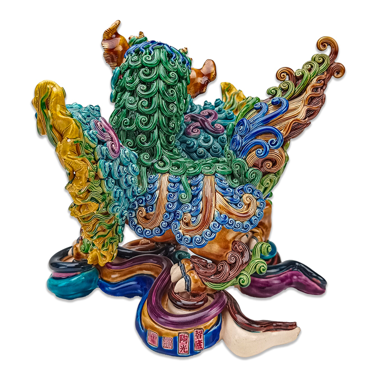 鹿港窯禮品館|交趾陶如虎添翼|事業高飛開運吉祥擺飾推薦|寓意解析與收藏價值