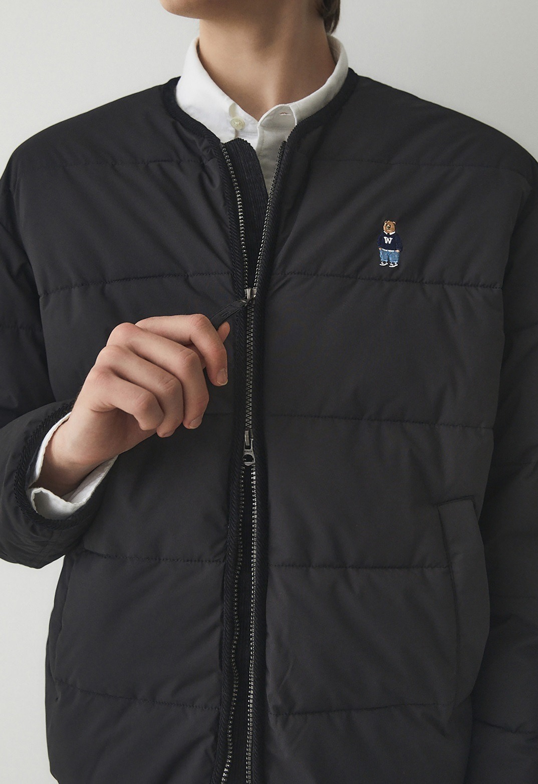 【預購】AKR080801 WHO.A.U 圓領夾棉外套