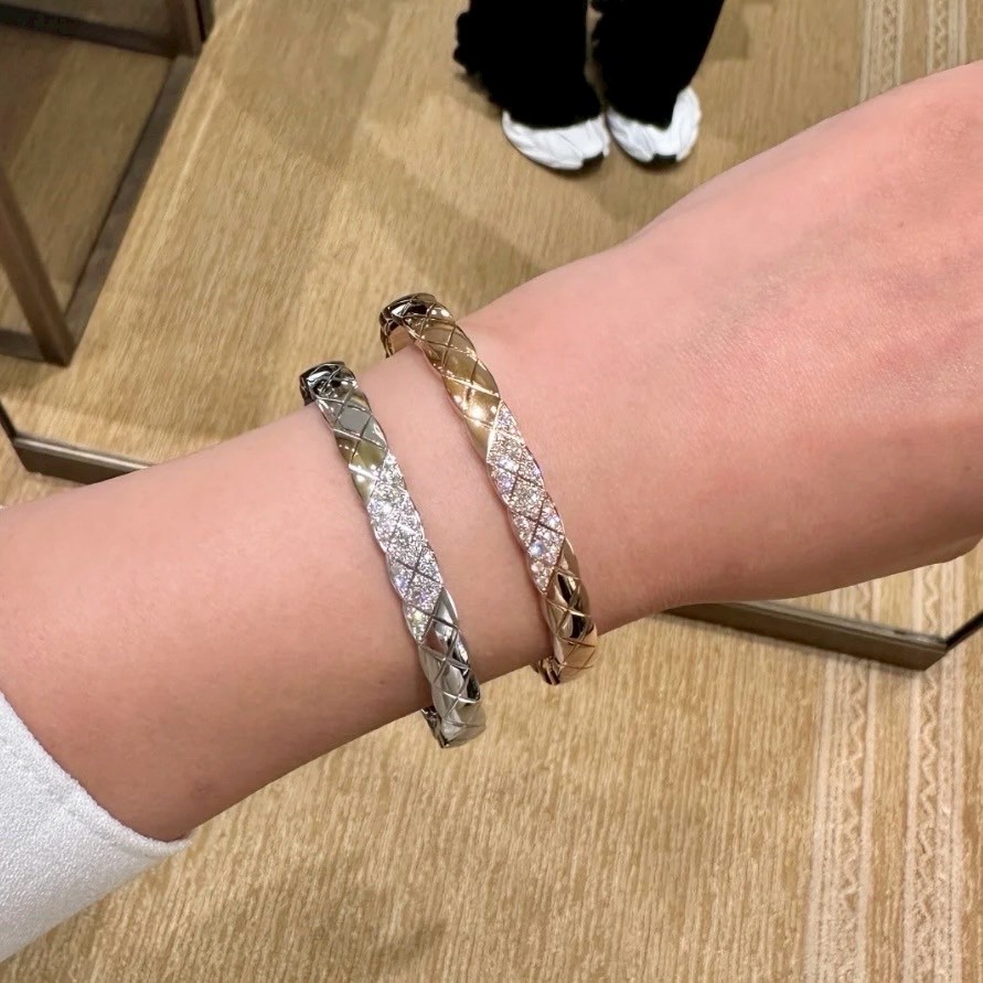 18k coco crush菱格斜劉海寬滿鑽”高奢定製手鐲