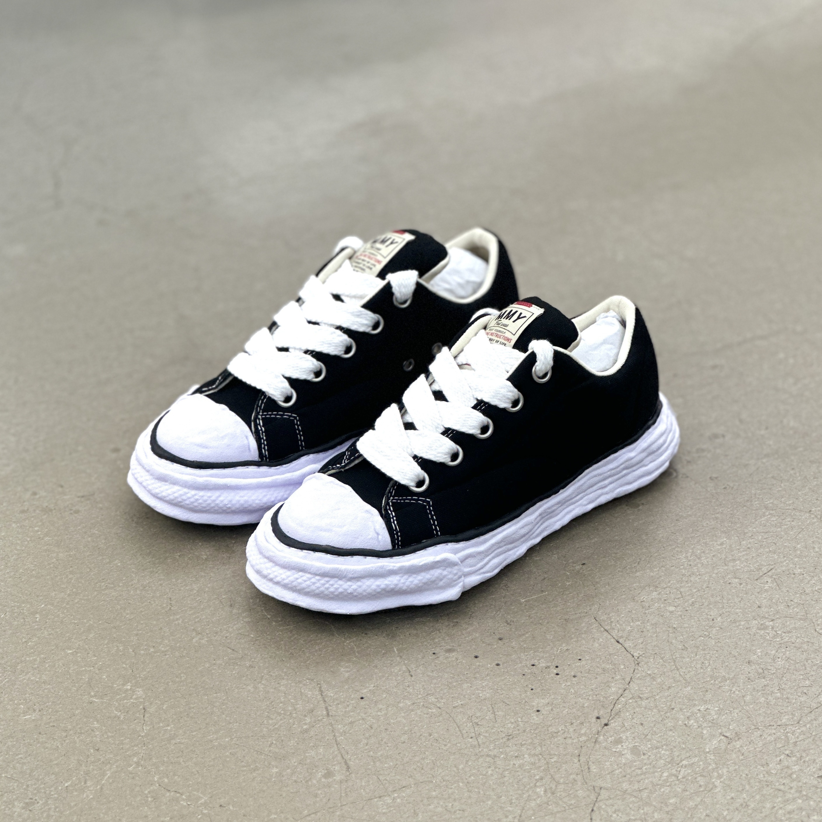 Maison Mihara Yasuhiro Peterson 23 OG Sole Padded Canvas Low Black | A14FW723