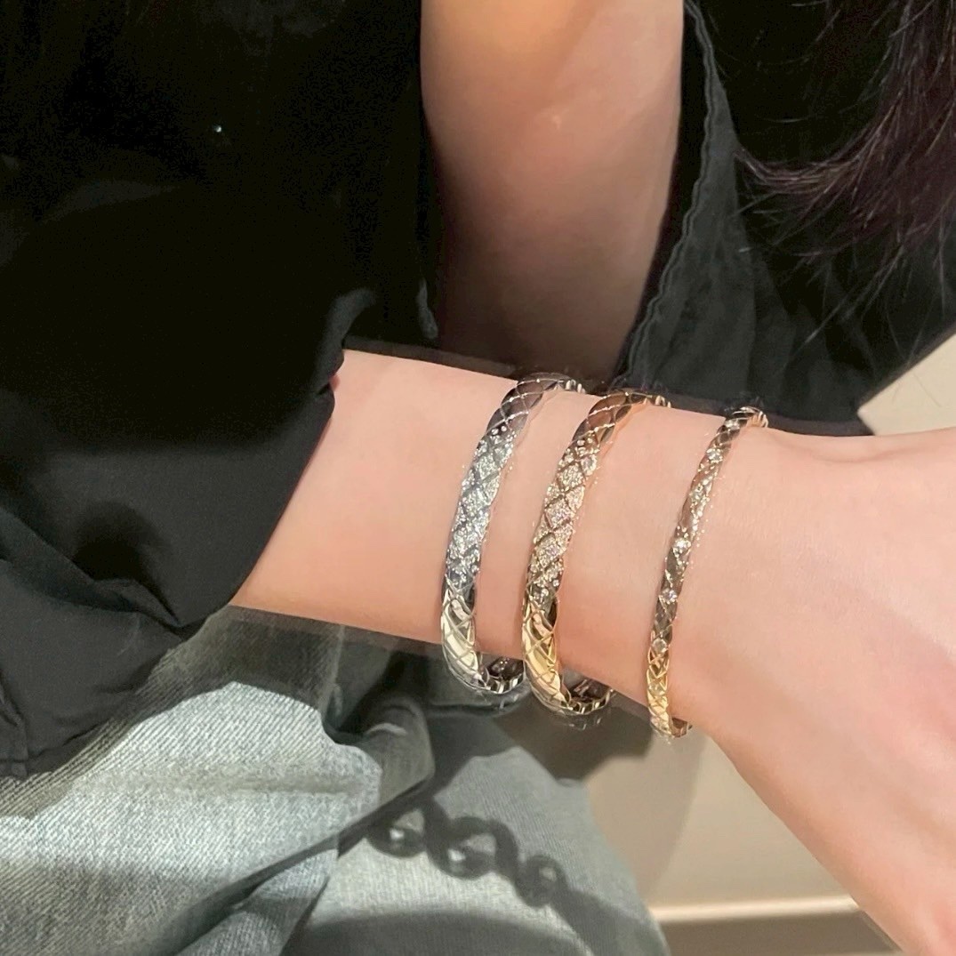 18k”coco crush經典菱格寬半鑽”高奢定製手鐲