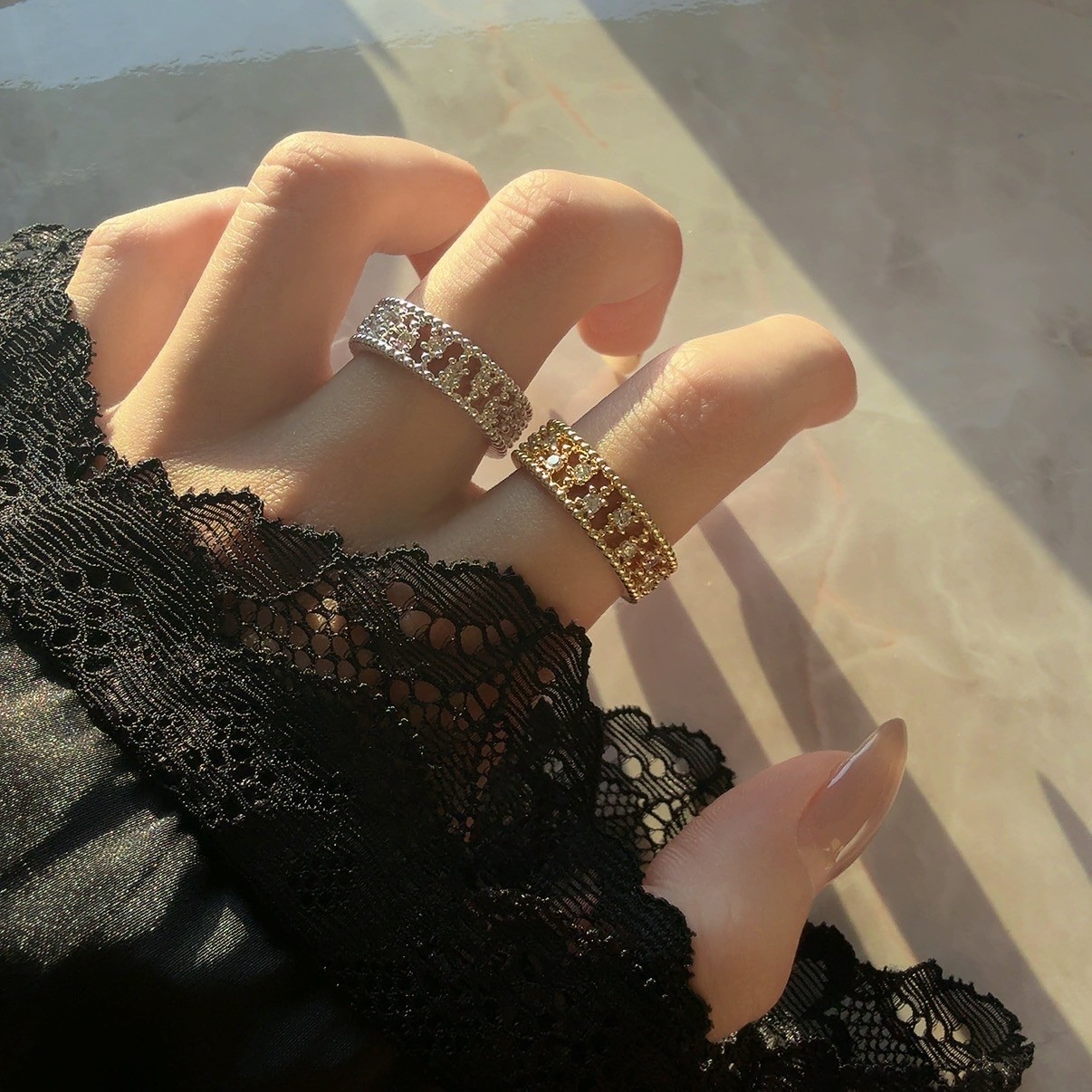 Gy宮廷細閃閃鏤空點鑽開口戒