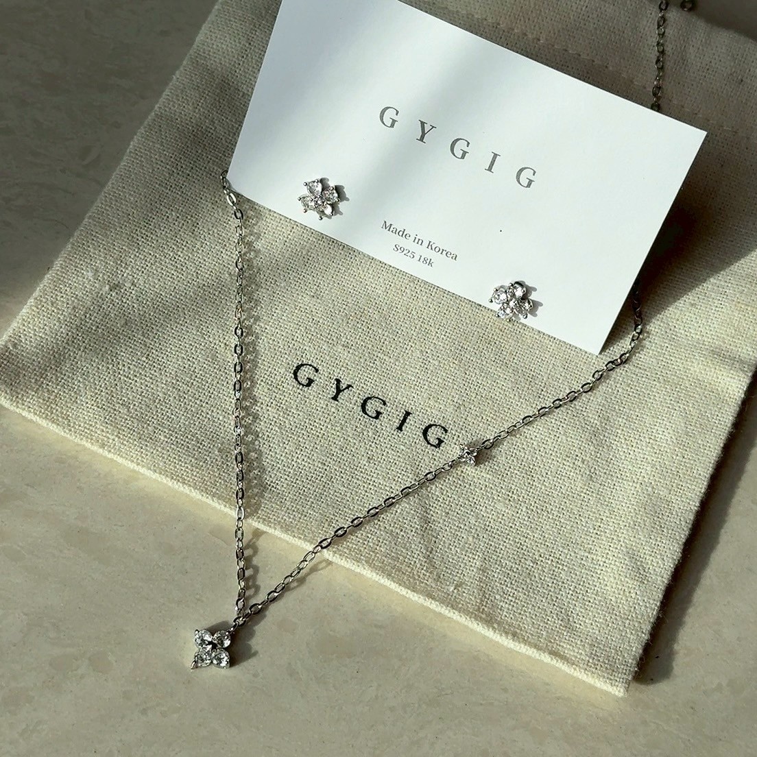 Gy mini經典銀鑽小老花”四葉草點綴鑽項鍊/耳釘系列