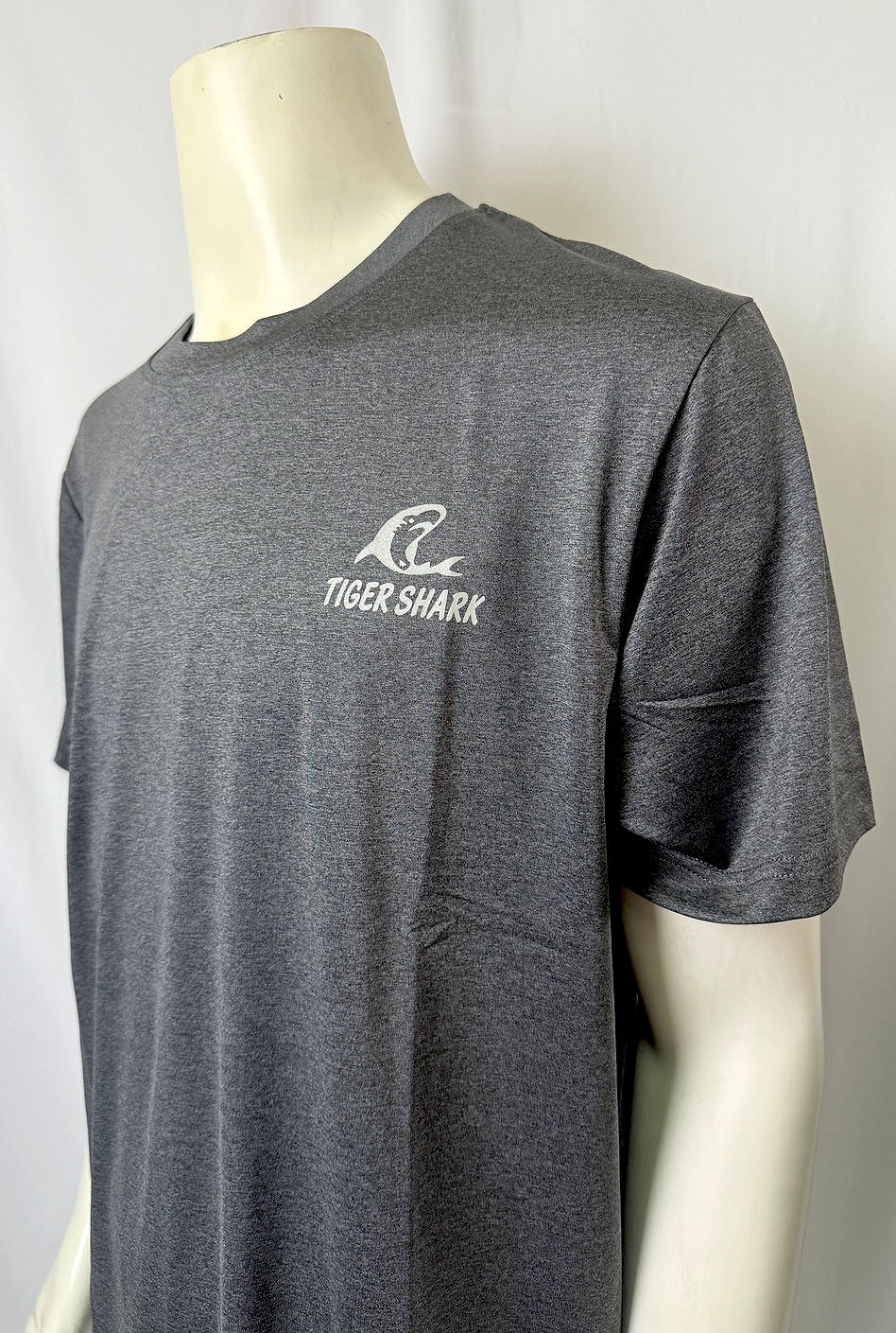 Tiger Shark 排汗圓領衫