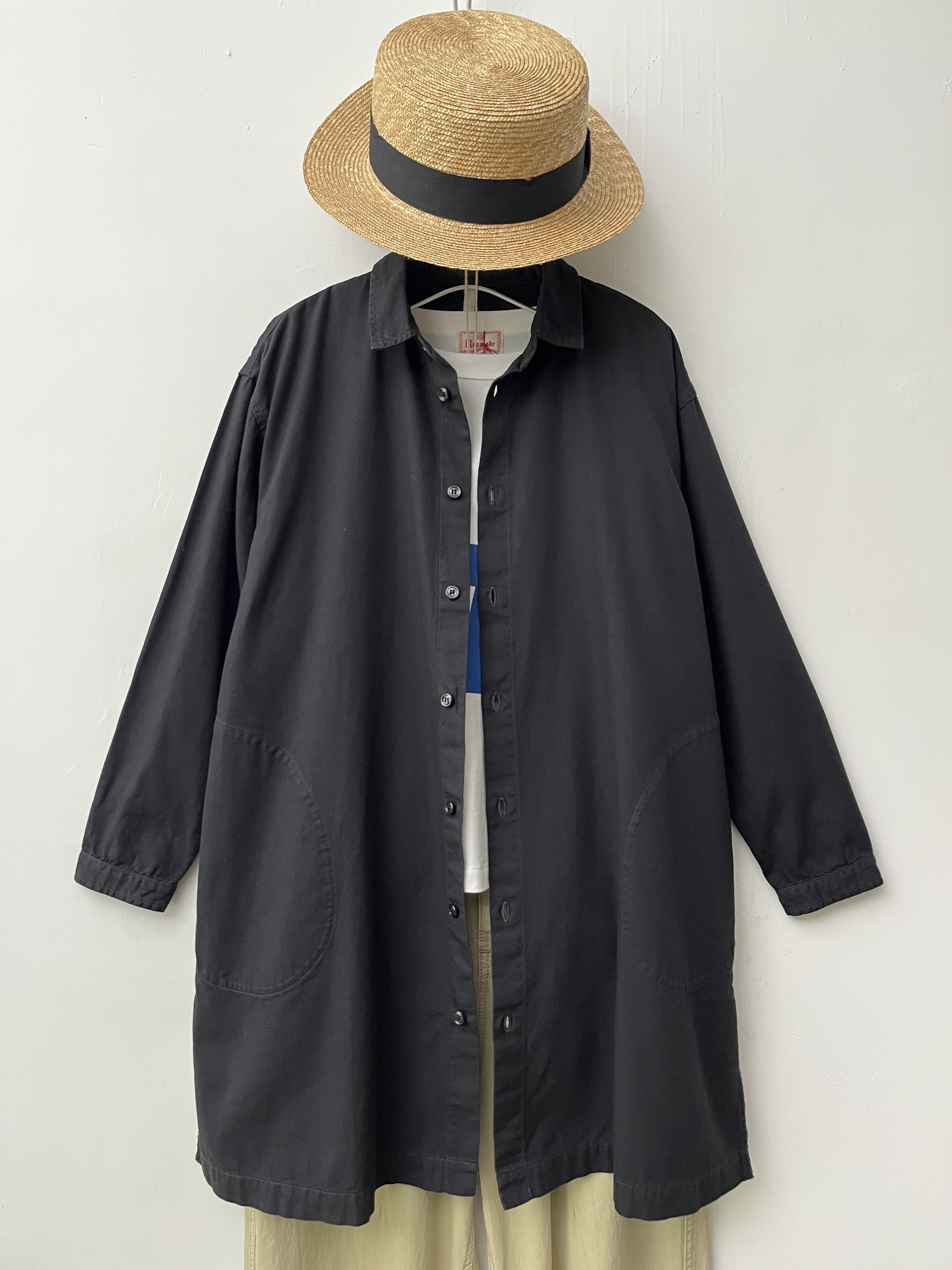 日本製黑色薄料外套