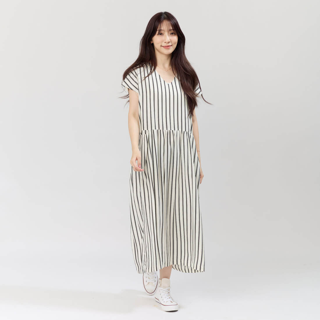 Phoebe口袋V領高腰剪接洋裝/黑白條