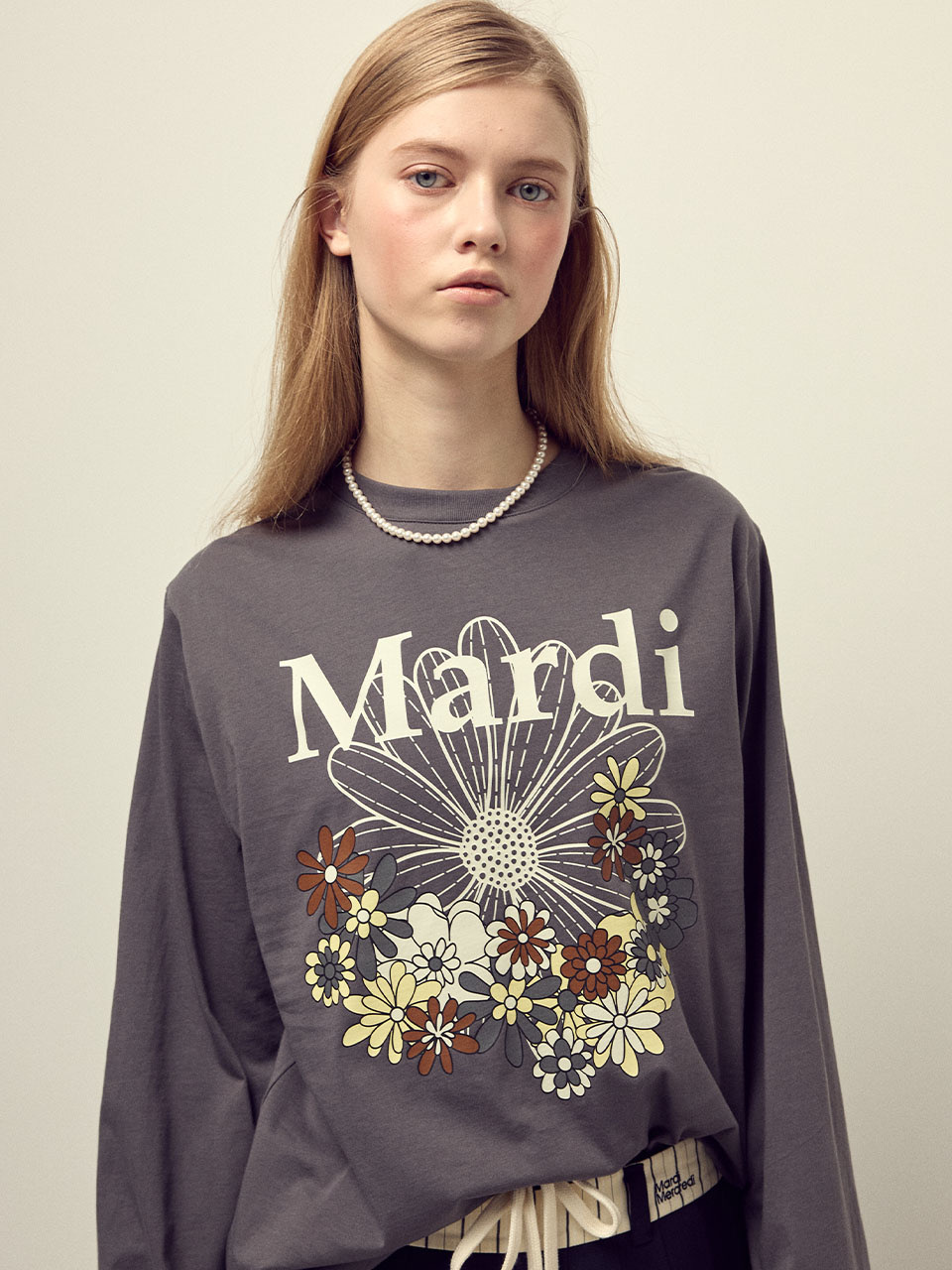 【優惠預訂】MARDI MERCREDI FLOWERMARDI JARDIN LONG SLEEVE TSHIRT（4色）