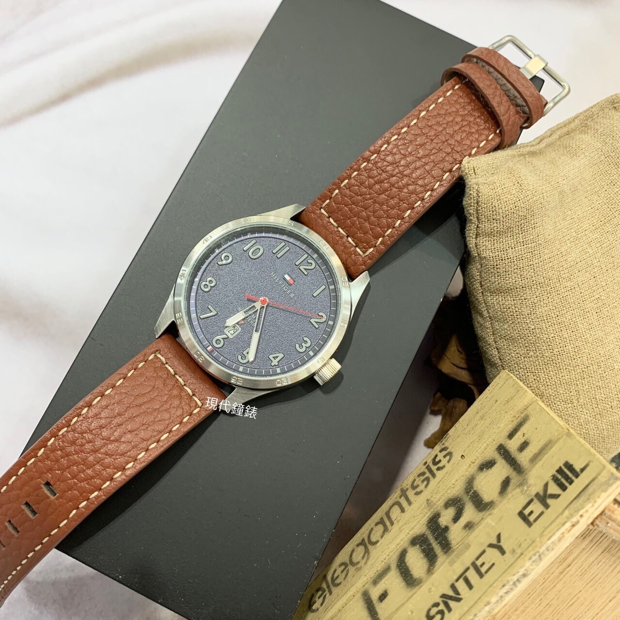 【Tommy Hilfiger】1710559 43mm Modern Watch