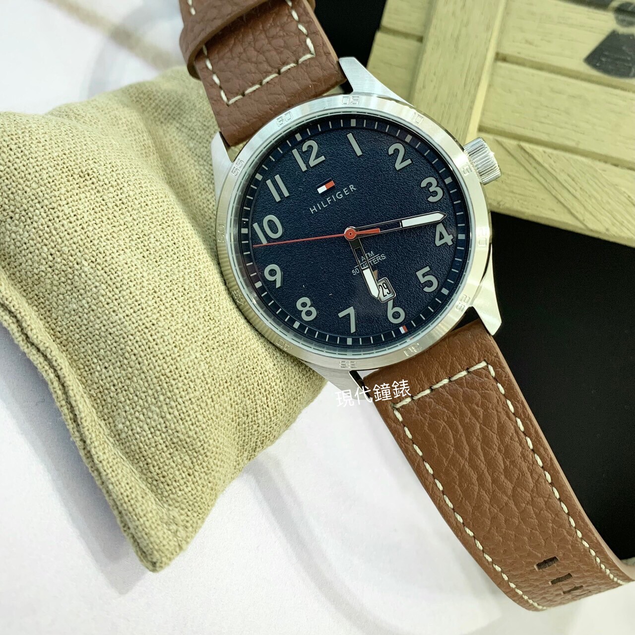 【Tommy Hilfiger】1710559 43mm Modern Watch