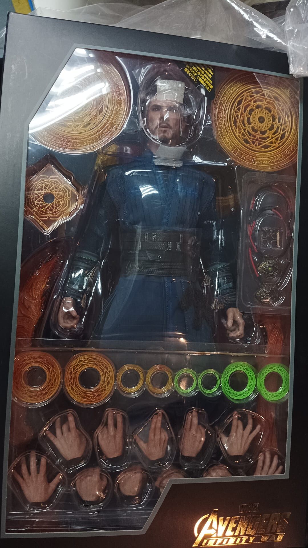 寄賣-Hottoys Avengers Infinity war mms484 Dr. Strange