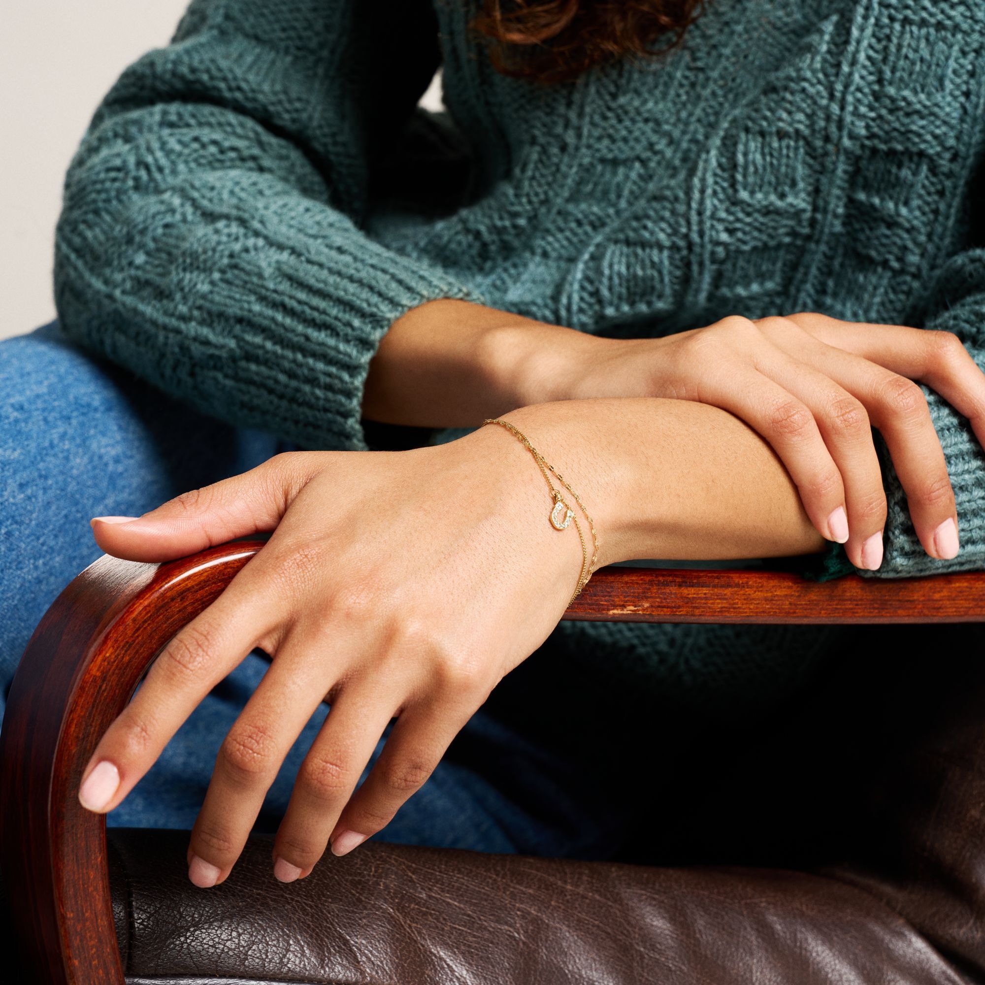 Sutton 馬蹄不鏽鋼雙層手鍊-金色 JF04907710