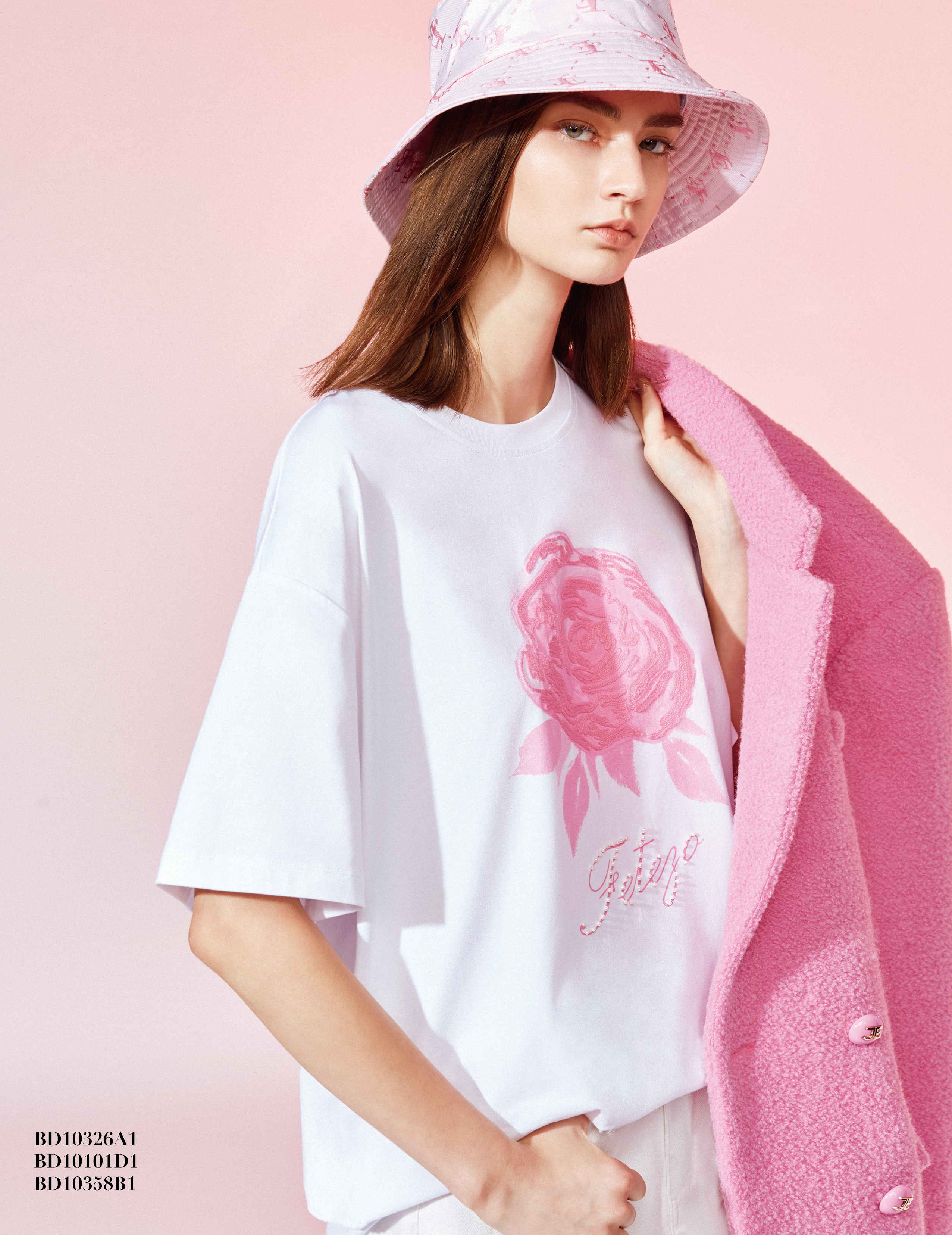 BD10326A1 新藝術花園玫瑰手繪刺繡精梳棉長版T